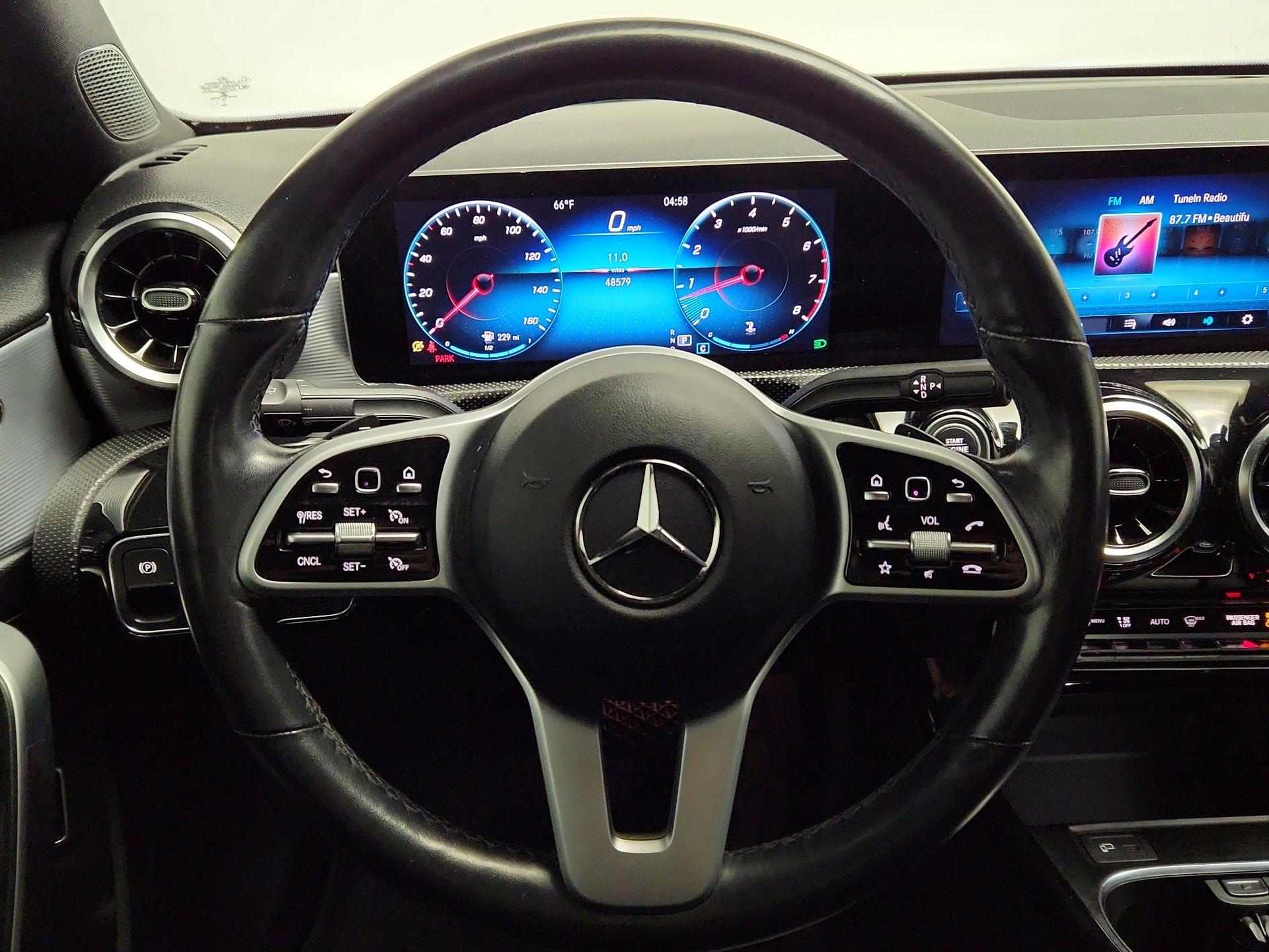 Thumbnail: 2020 Mercedes-Benz A-Class - 10