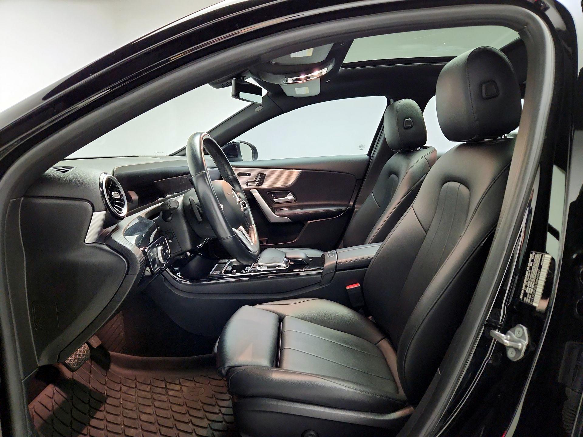 Thumbnail: 2020 Mercedes-Benz A-Class - 11