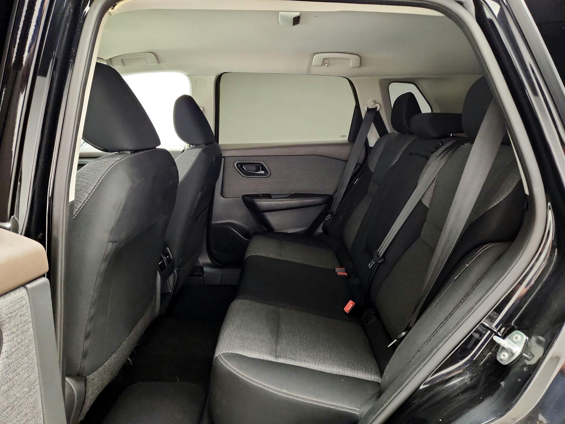 Thumbnail: 2021 Nissan Rogue - 19