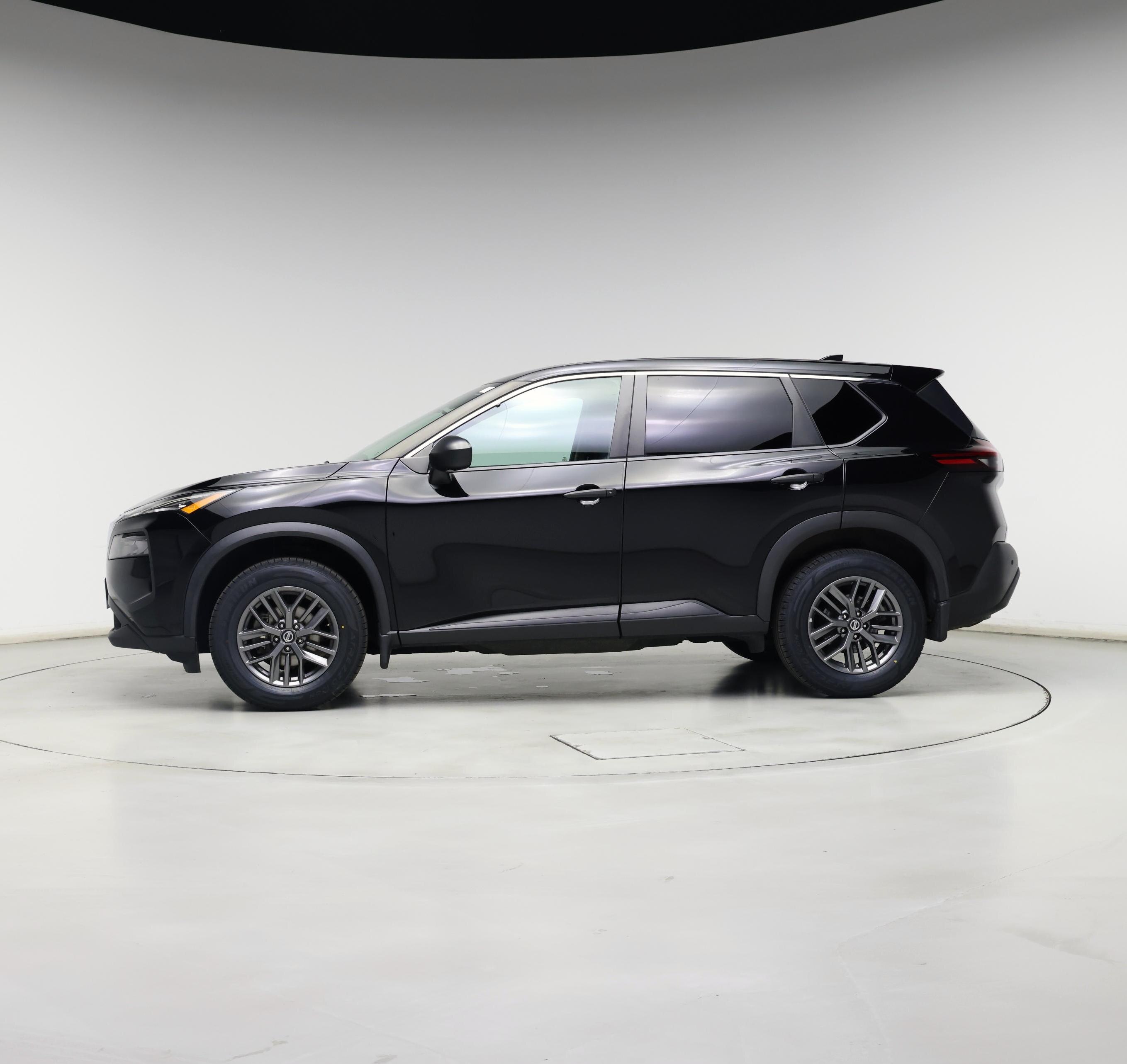 Thumbnail: 2021 Nissan Rogue - 3