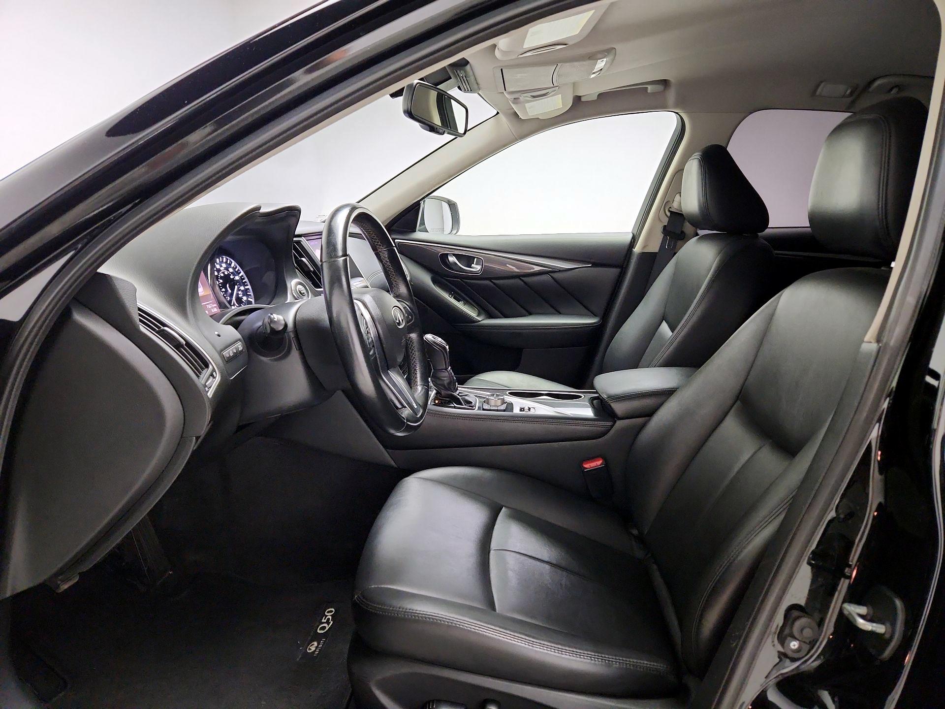 Thumbnail: 2018 INFINITI Q50 - 11