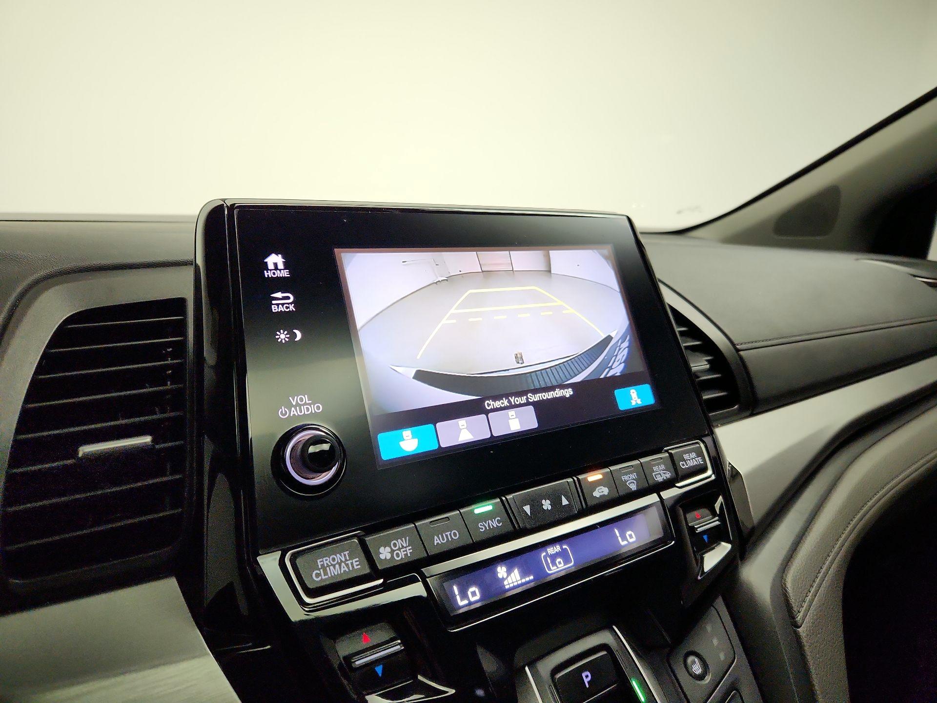 Thumbnail: 2019 Honda Odyssey - 14