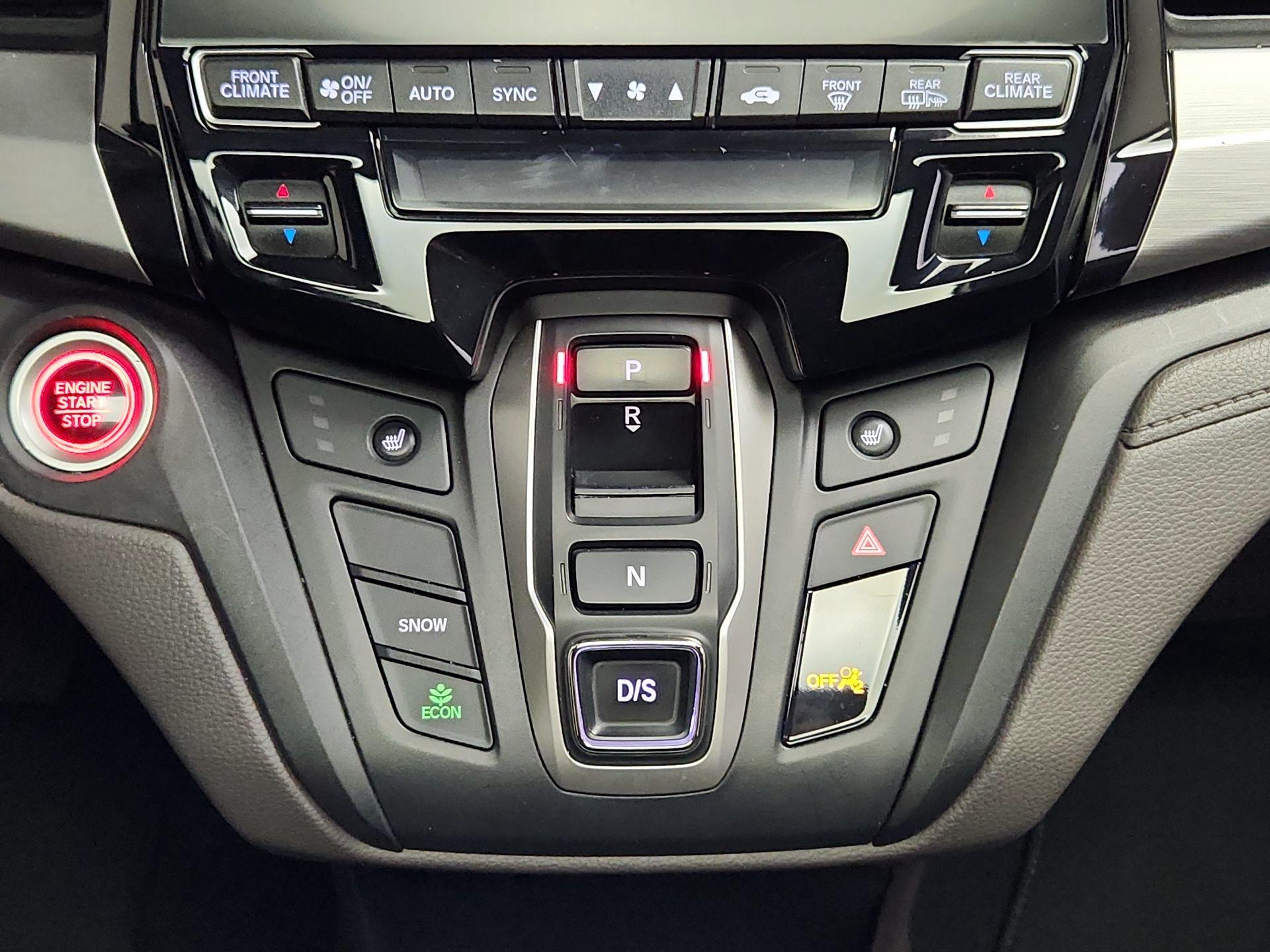 Thumbnail: 2019 Honda Odyssey - 17
