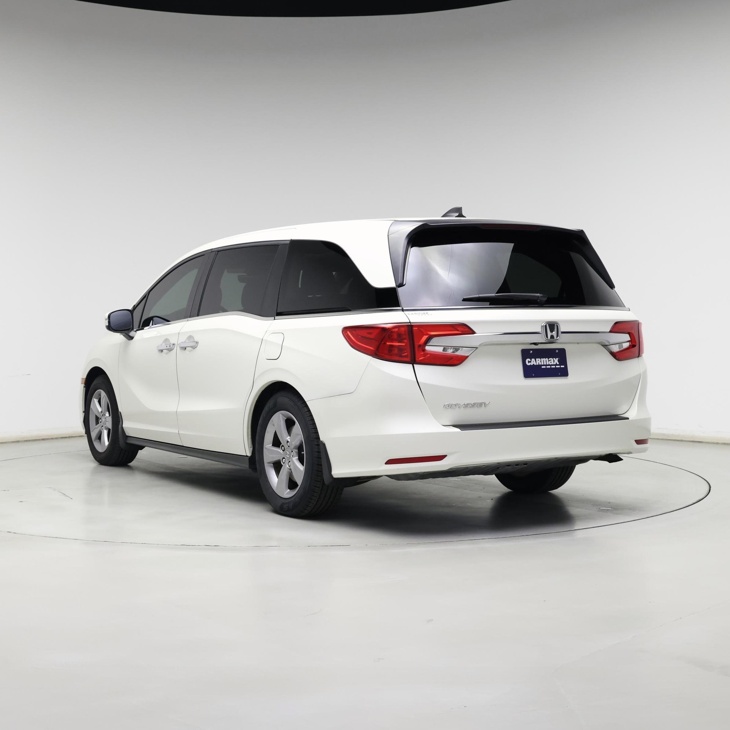 Thumbnail: 2019 Honda Odyssey - 2