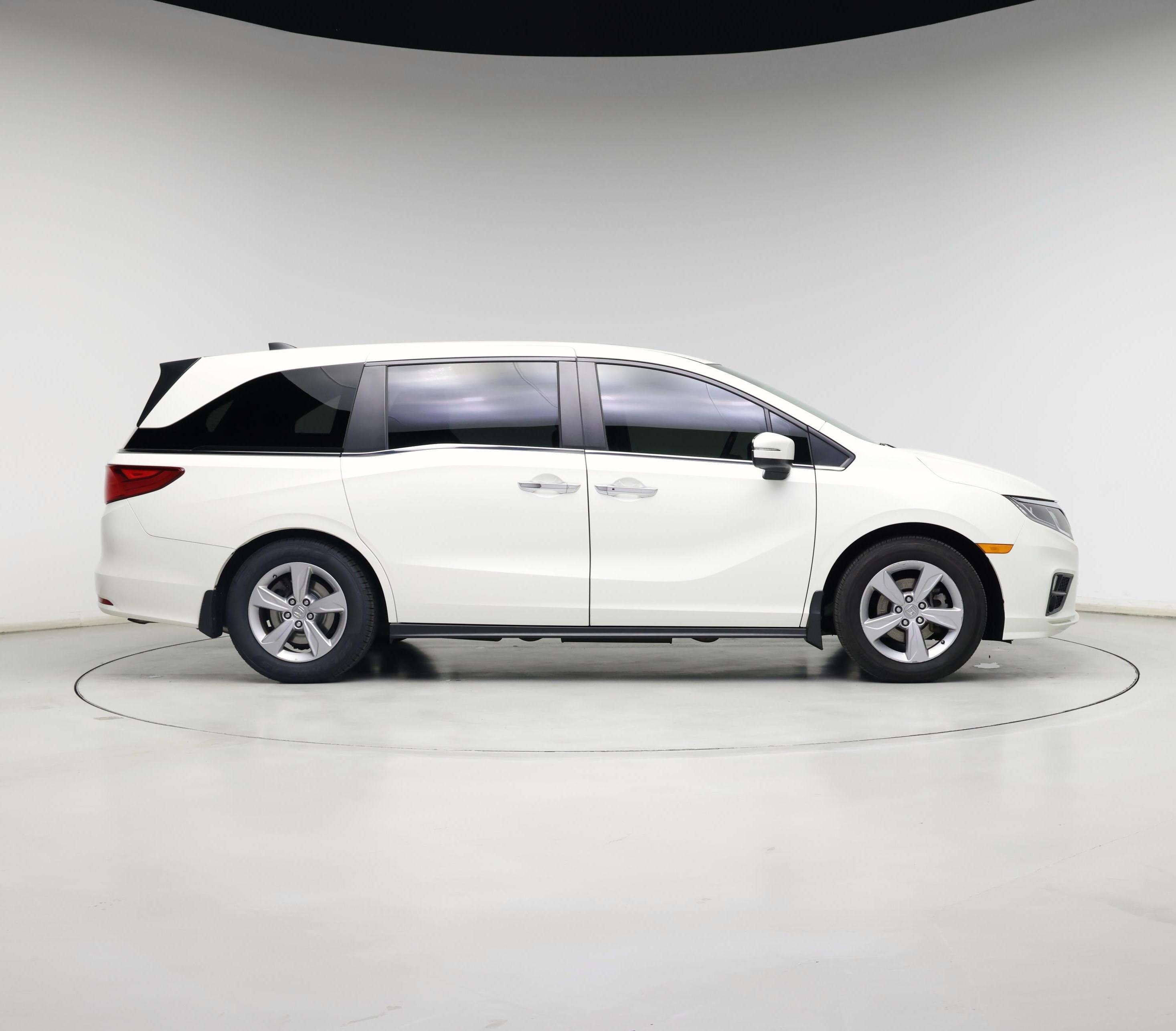 Thumbnail: 2019 Honda Odyssey - 7