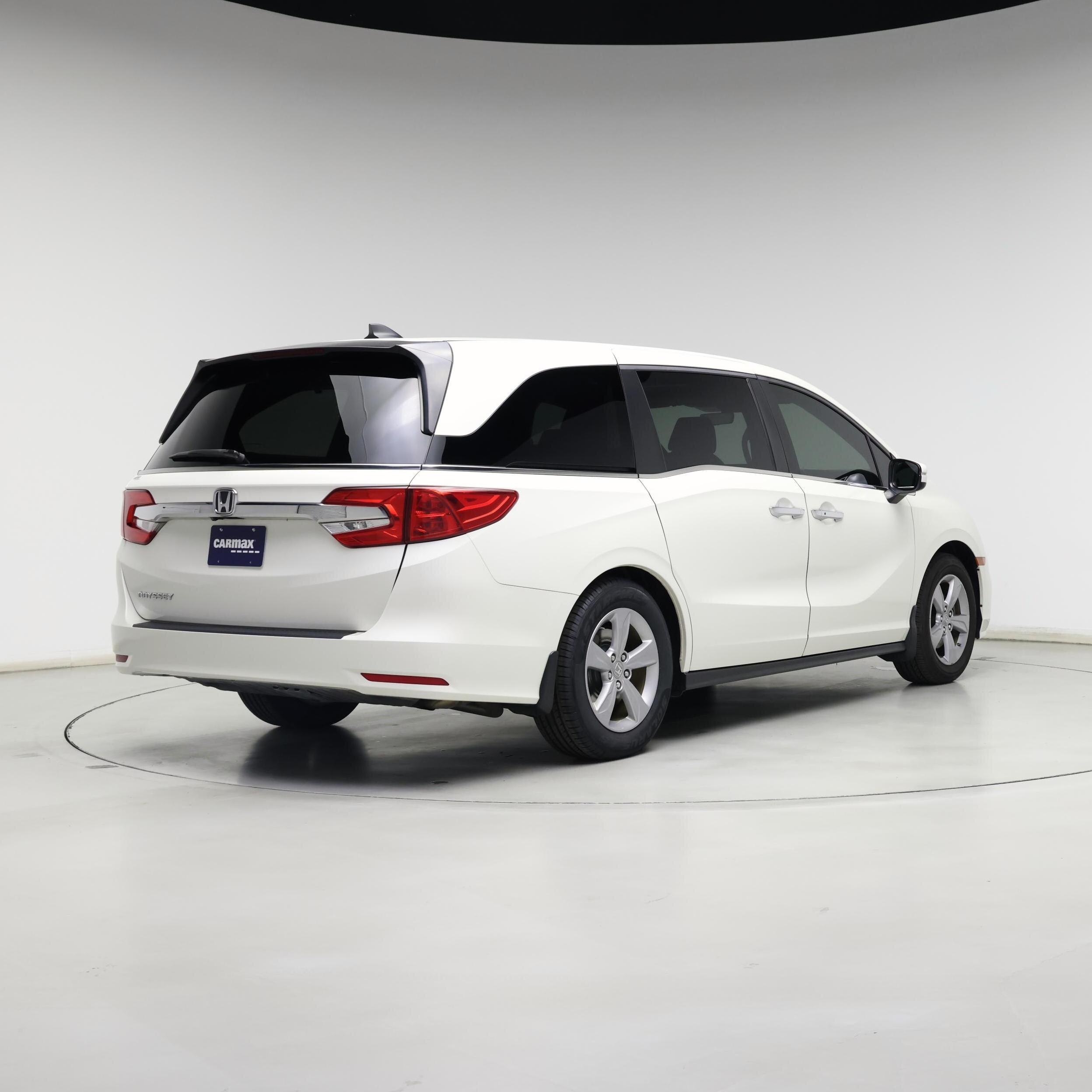 Thumbnail: 2019 Honda Odyssey - 8