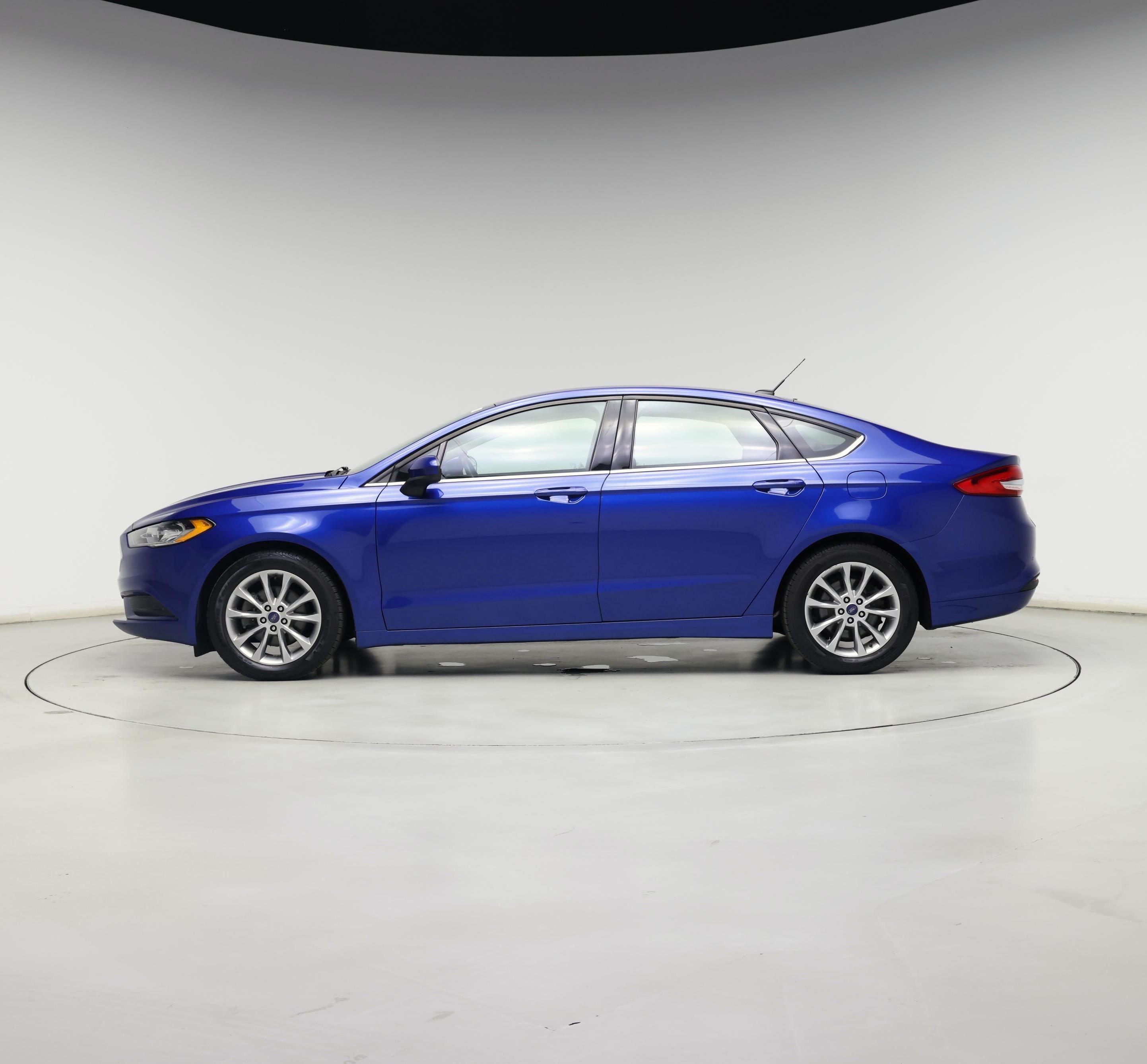 Thumbnail: 2017 Ford Fusion - 3