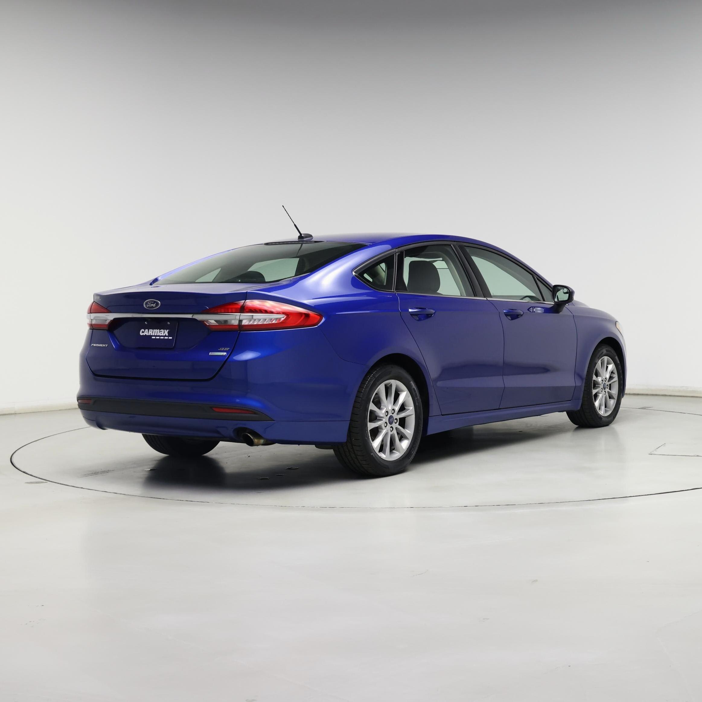 Thumbnail: 2017 Ford Fusion - 8