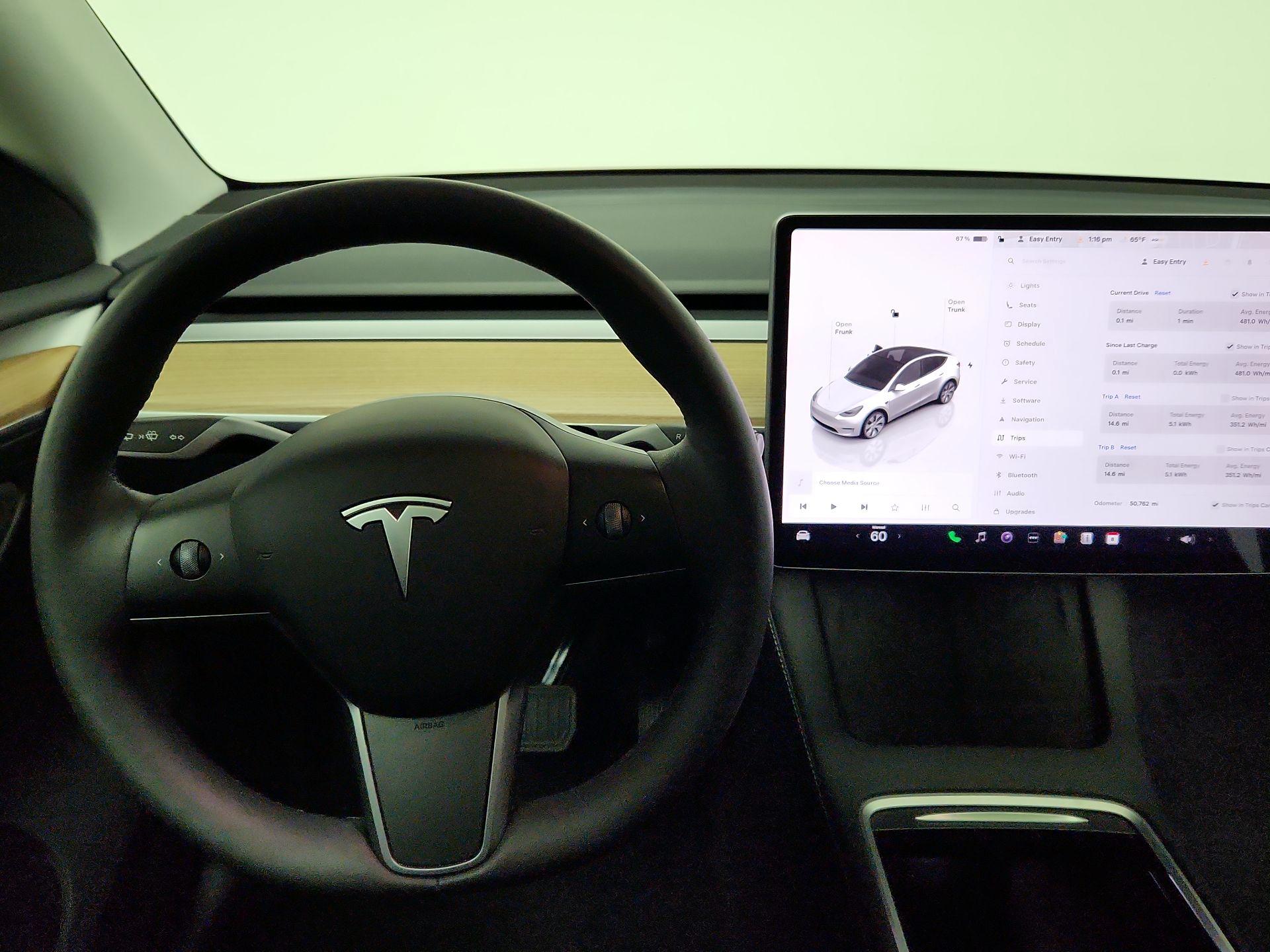 Thumbnail: 2023 Tesla Model Y - 10
