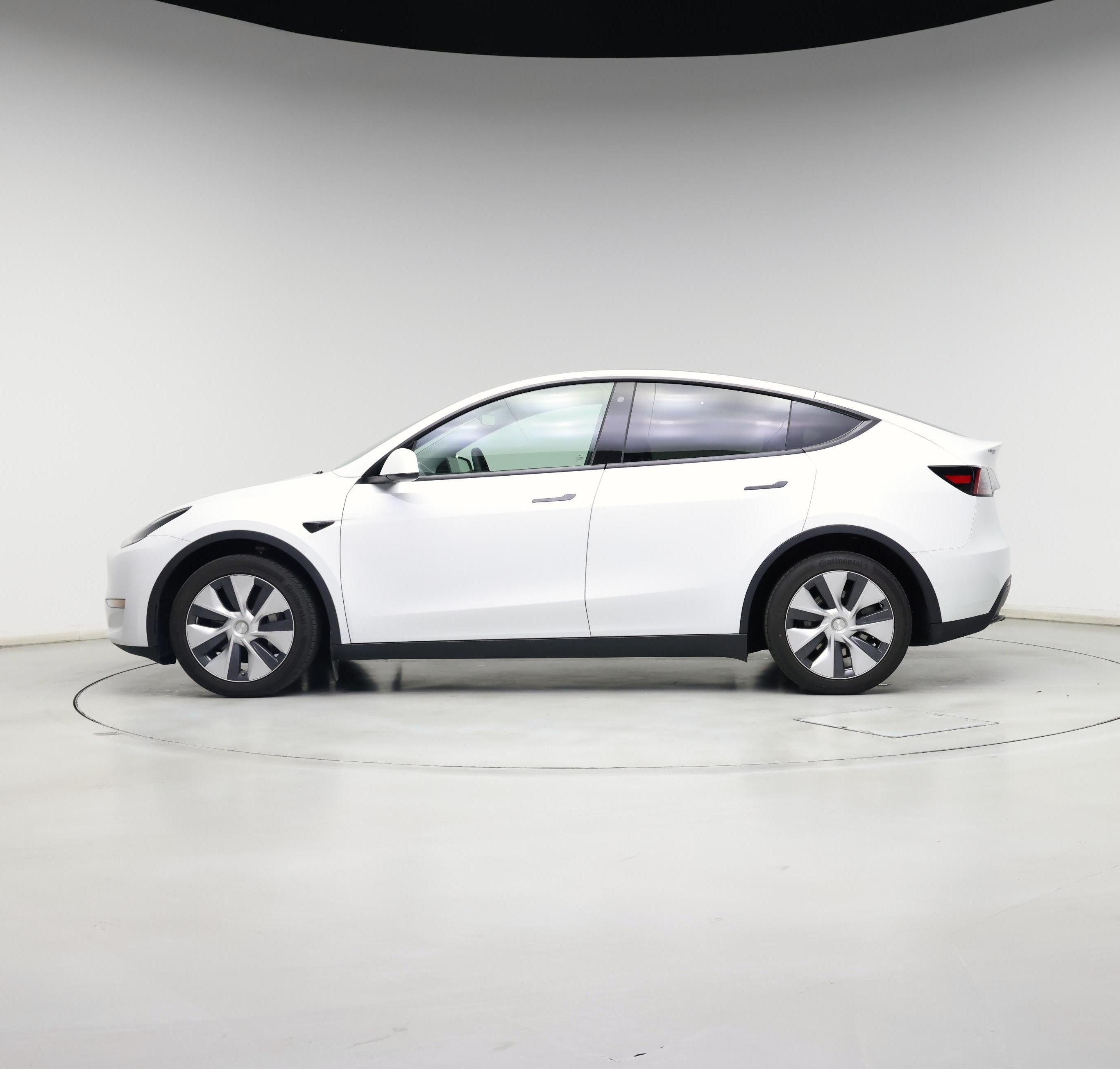 Thumbnail: 2023 Tesla Model Y - 3