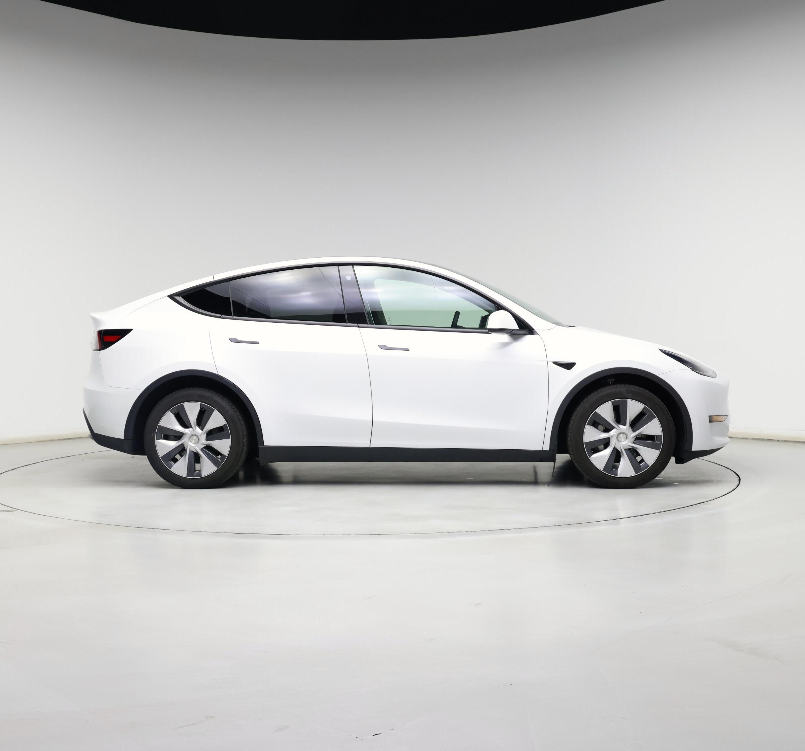 Thumbnail: 2023 Tesla Model Y - 7