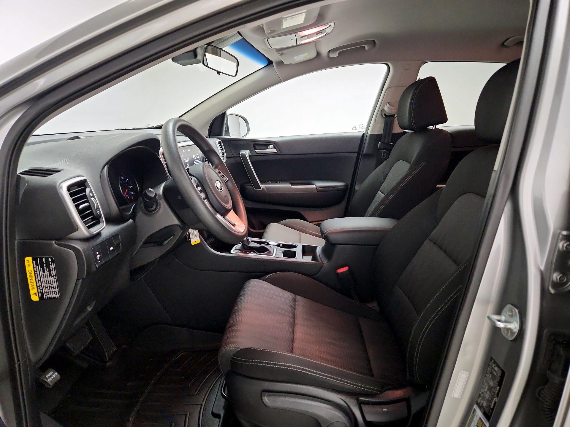 Thumbnail: 2020 Kia Sportage - 11