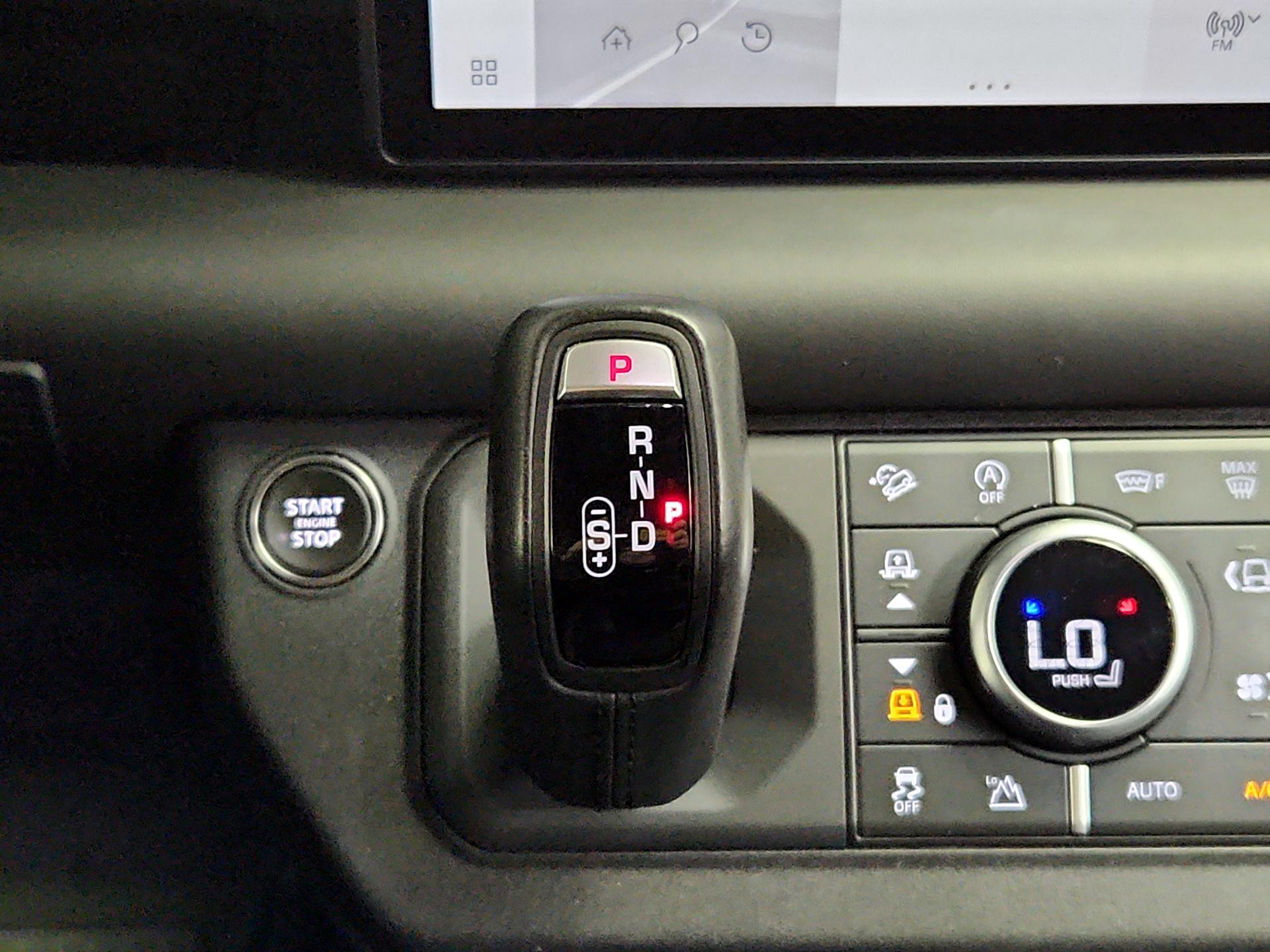 Thumbnail: 2023 Land Rover Defender - 18