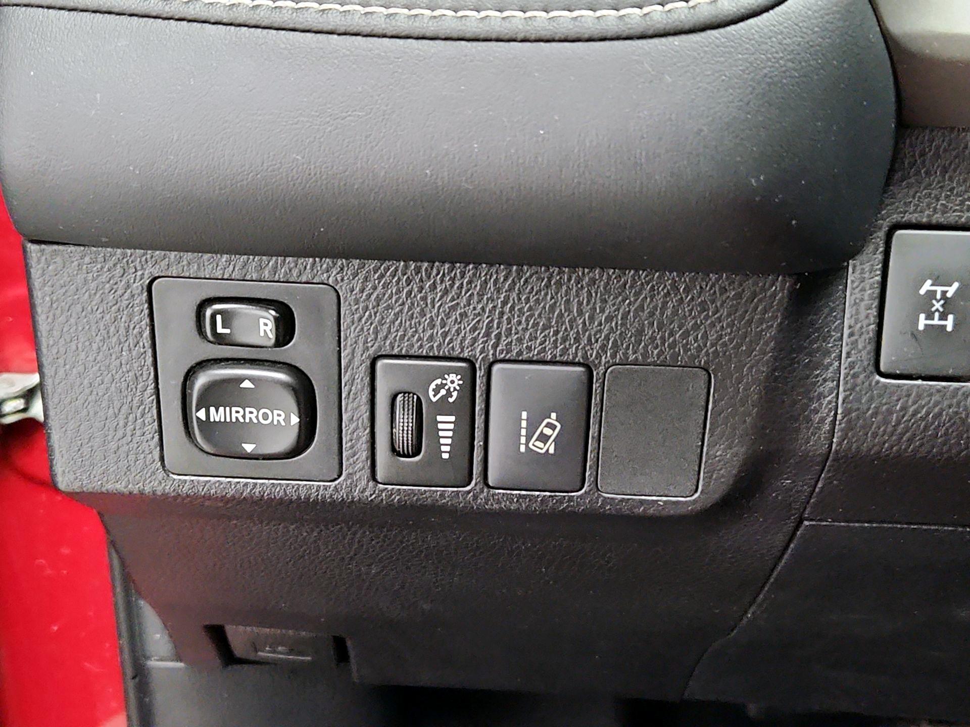 Thumbnail: 2017 Toyota RAV4 - 13