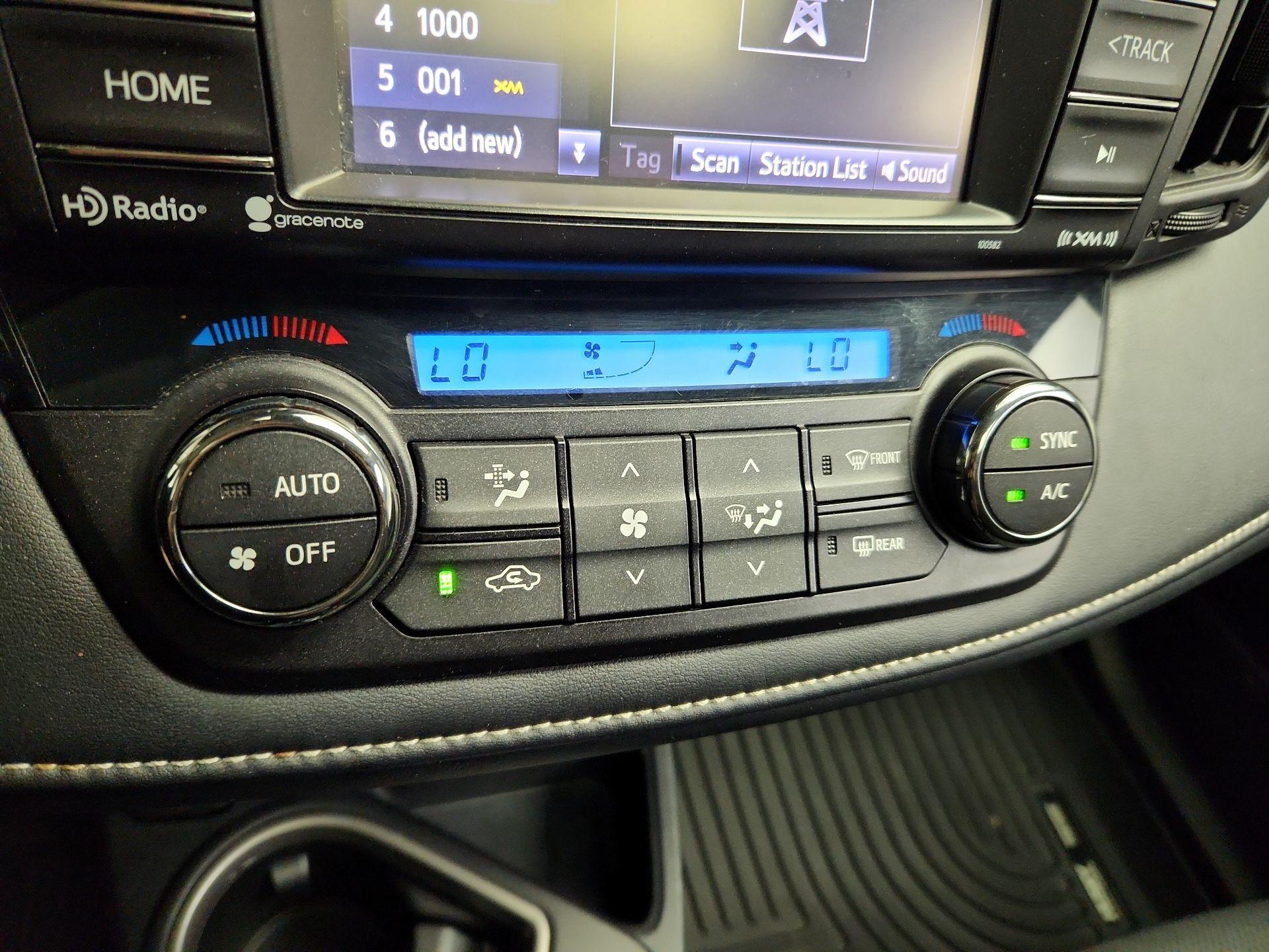Thumbnail: 2017 Toyota RAV4 - 16