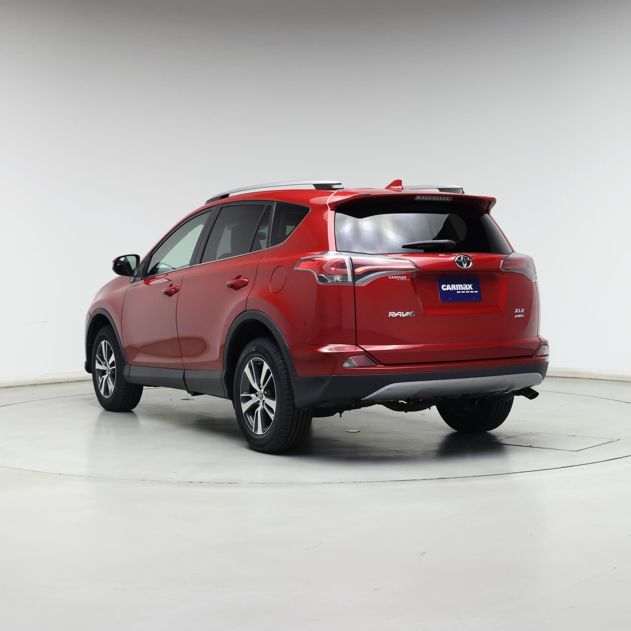 Thumbnail: 2017 Toyota RAV4 - 2
