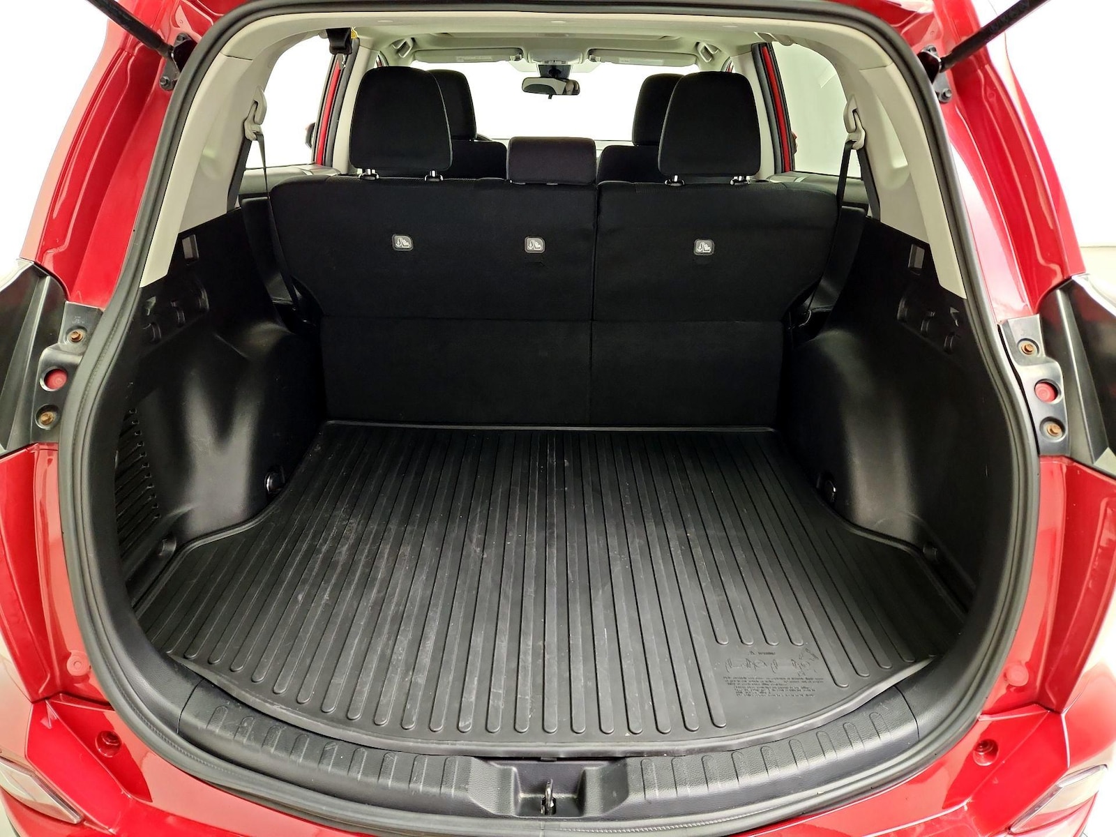 2017 Toyota RAV4 XLE - Photo 22