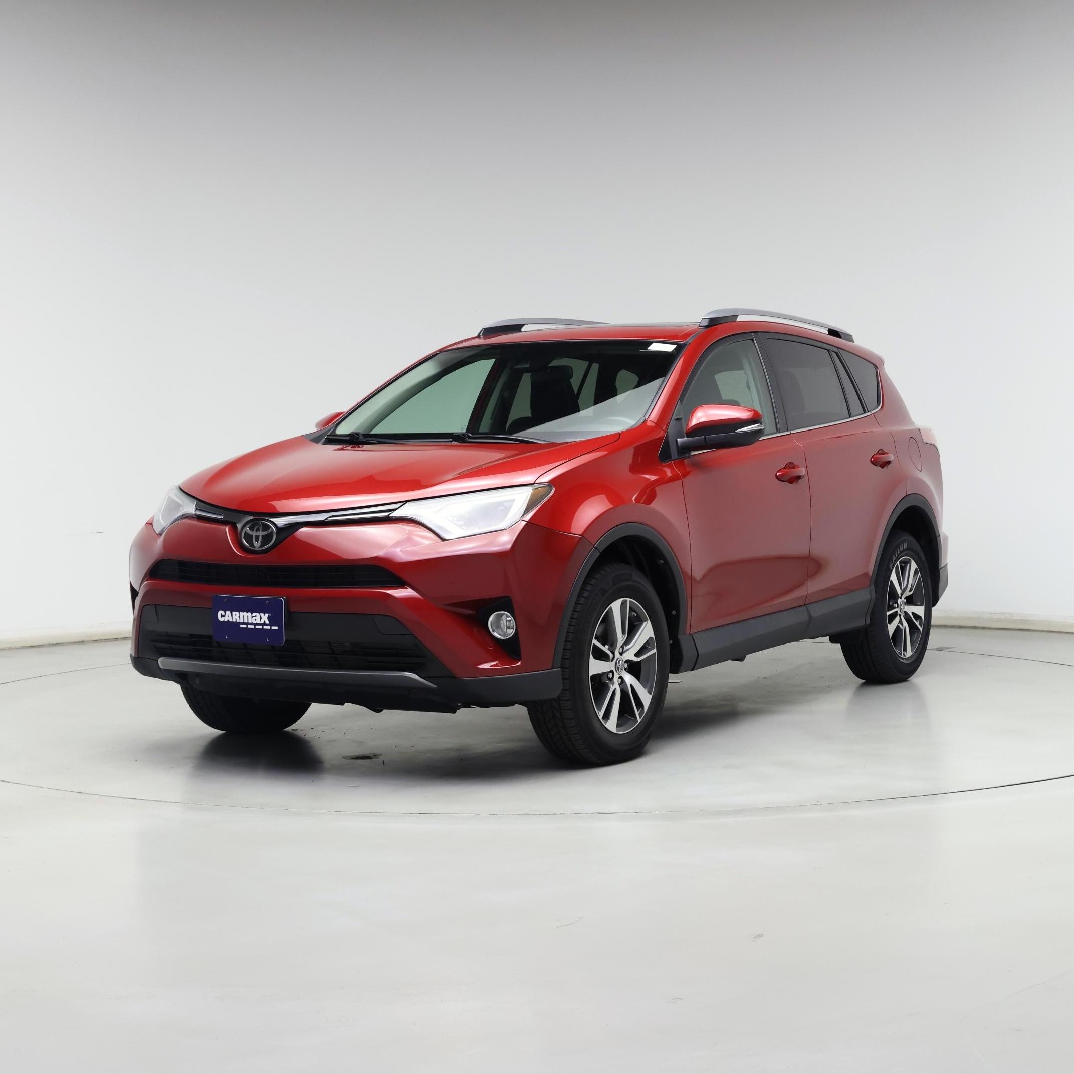 Thumbnail: 2017 Toyota RAV4 - 4