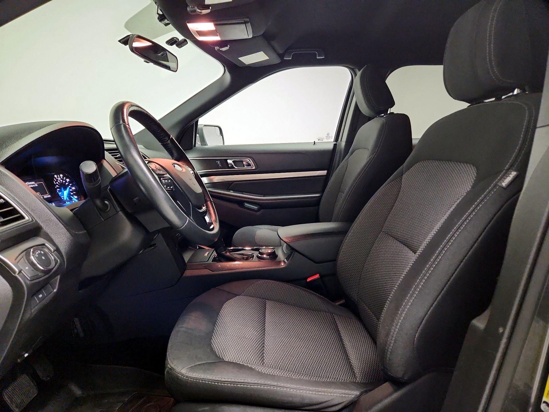 Thumbnail: 2018 Ford Explorer - 11