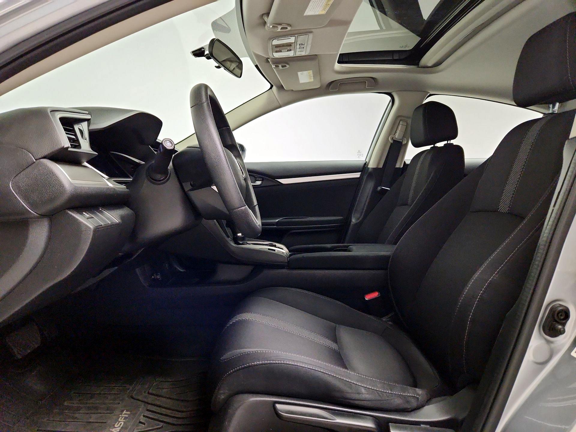 Thumbnail: 2016 Honda Civic - 11