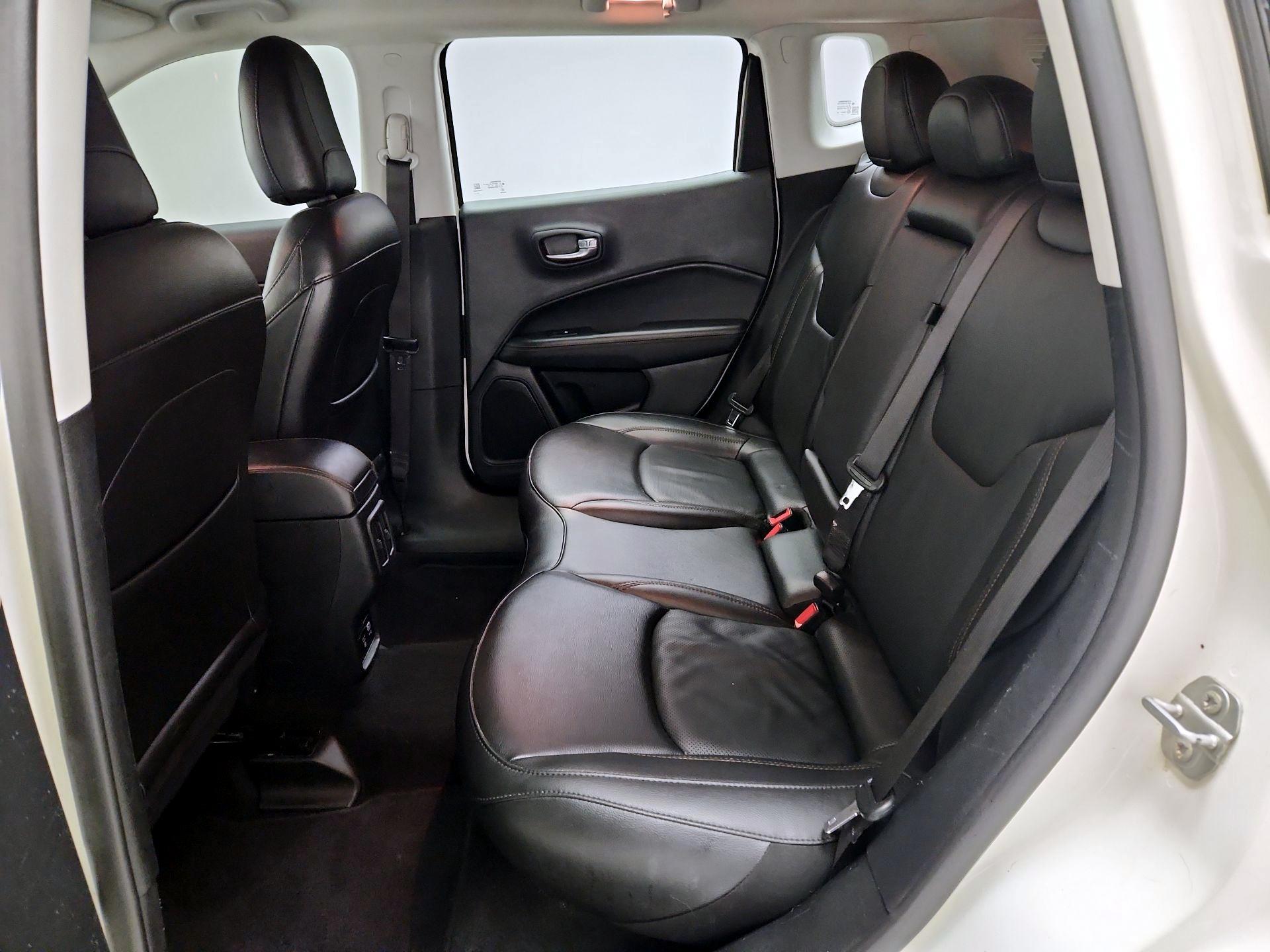 Thumbnail: 2020 Jeep Compass - 19