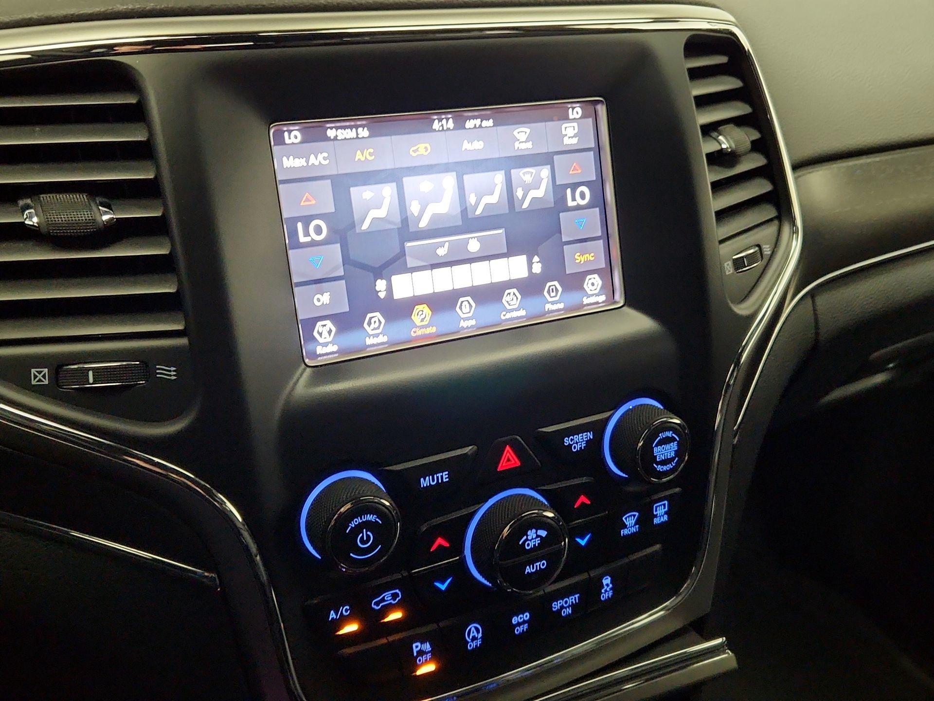 Thumbnail: 2018 Jeep Grand Cherokee - 16