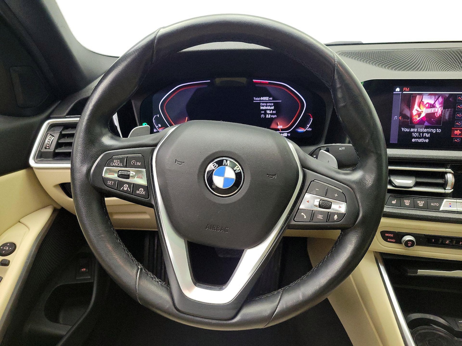 2021 BMW 3 Series 330i - Photo 11