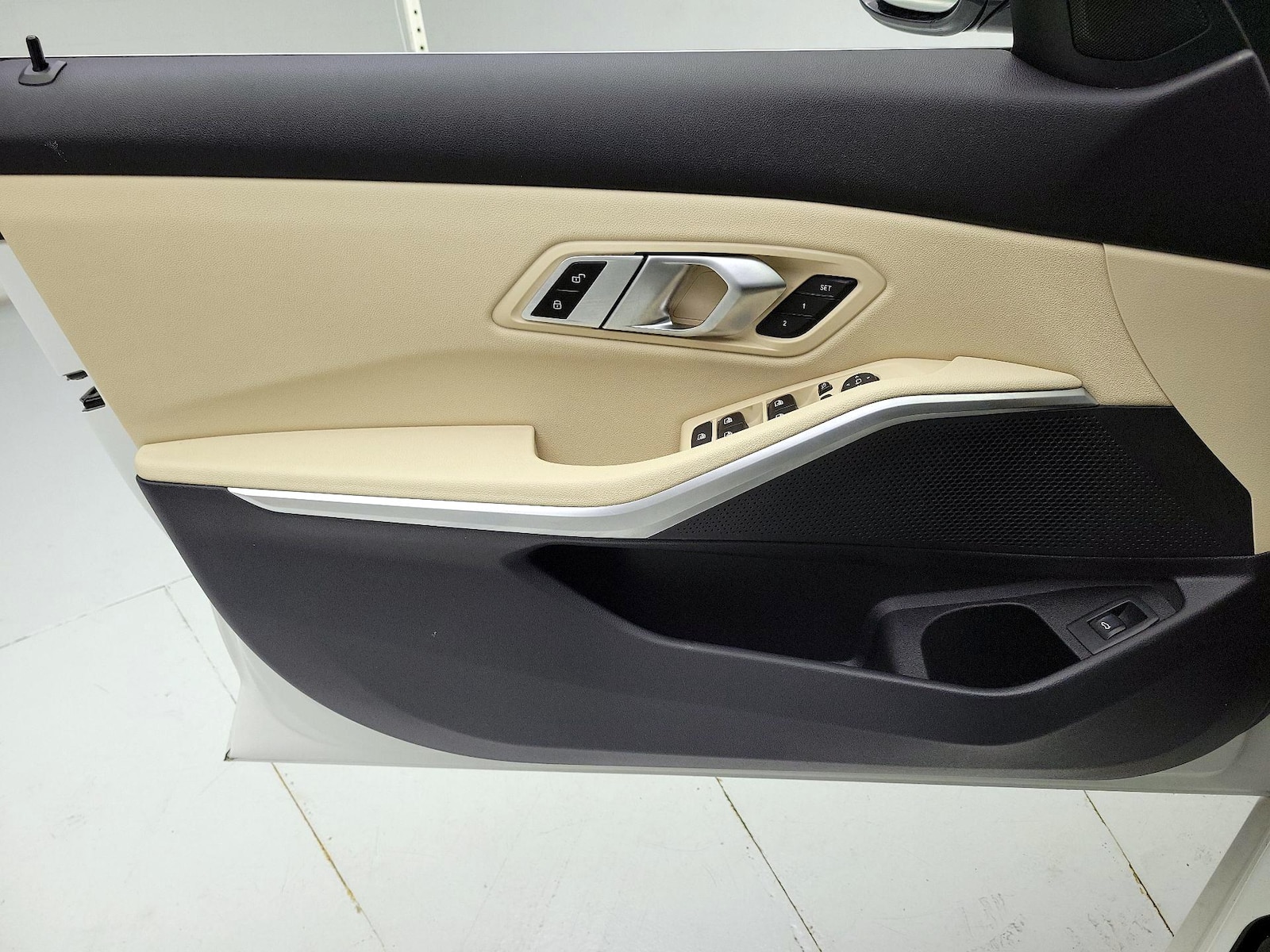 2021 BMW 3 Series 330i - Photo 13