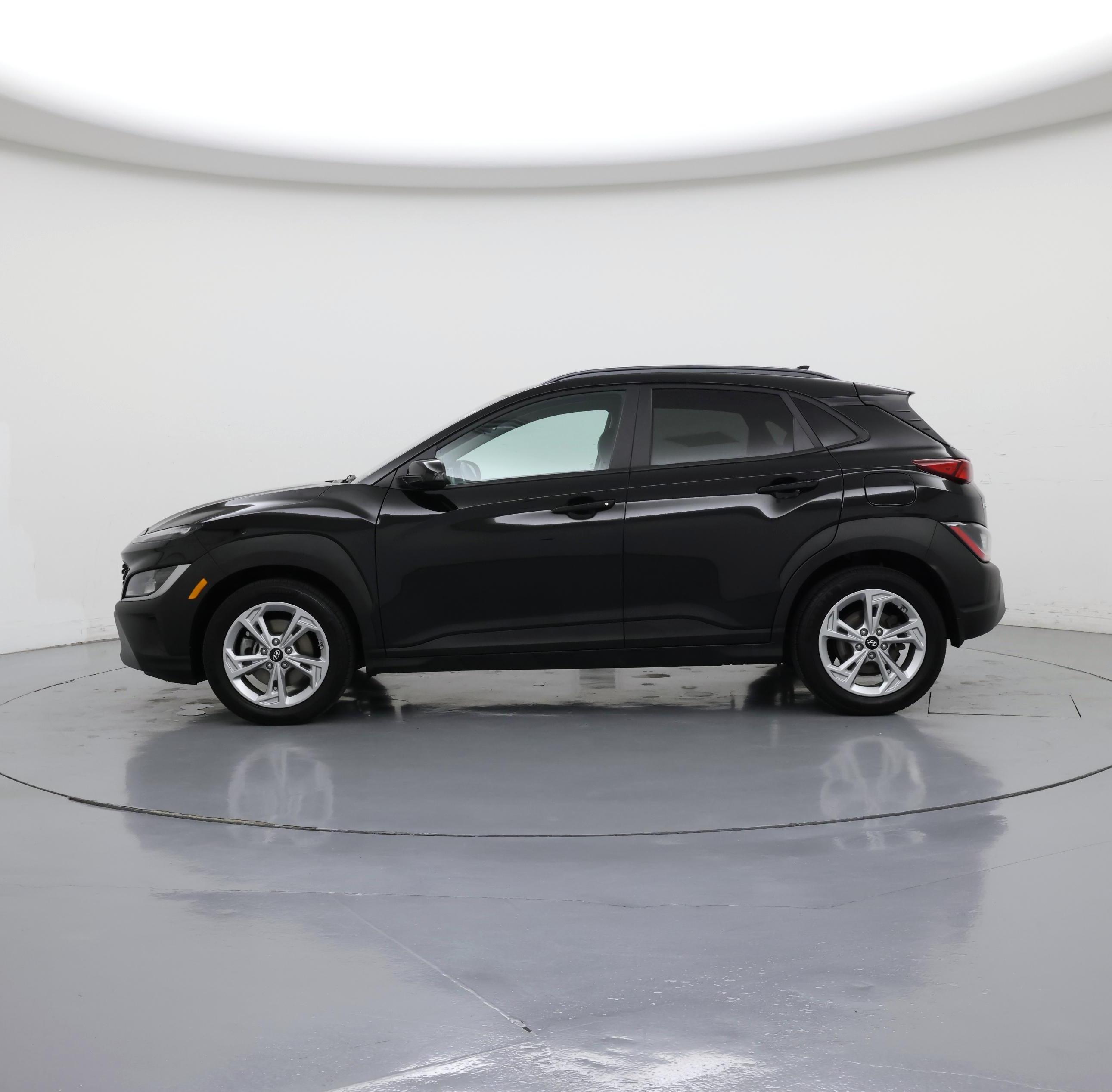 Thumbnail: 2022 Hyundai Kona - 3