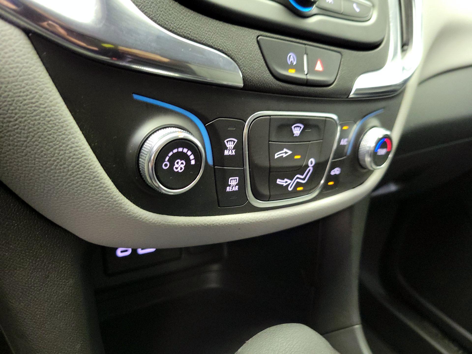 Thumbnail: 2023 Chevrolet Equinox - 16