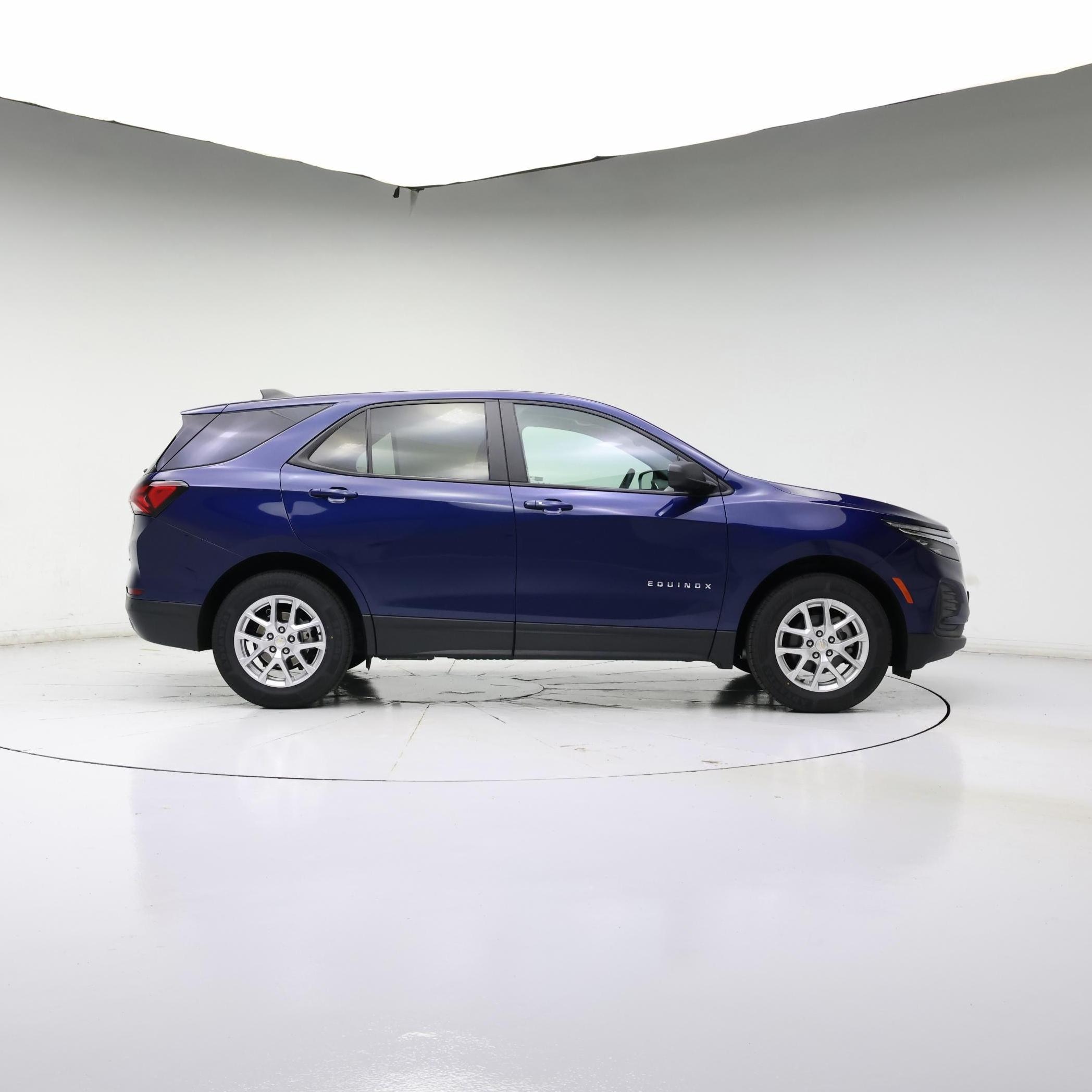 Thumbnail: 2023 Chevrolet Equinox - 7