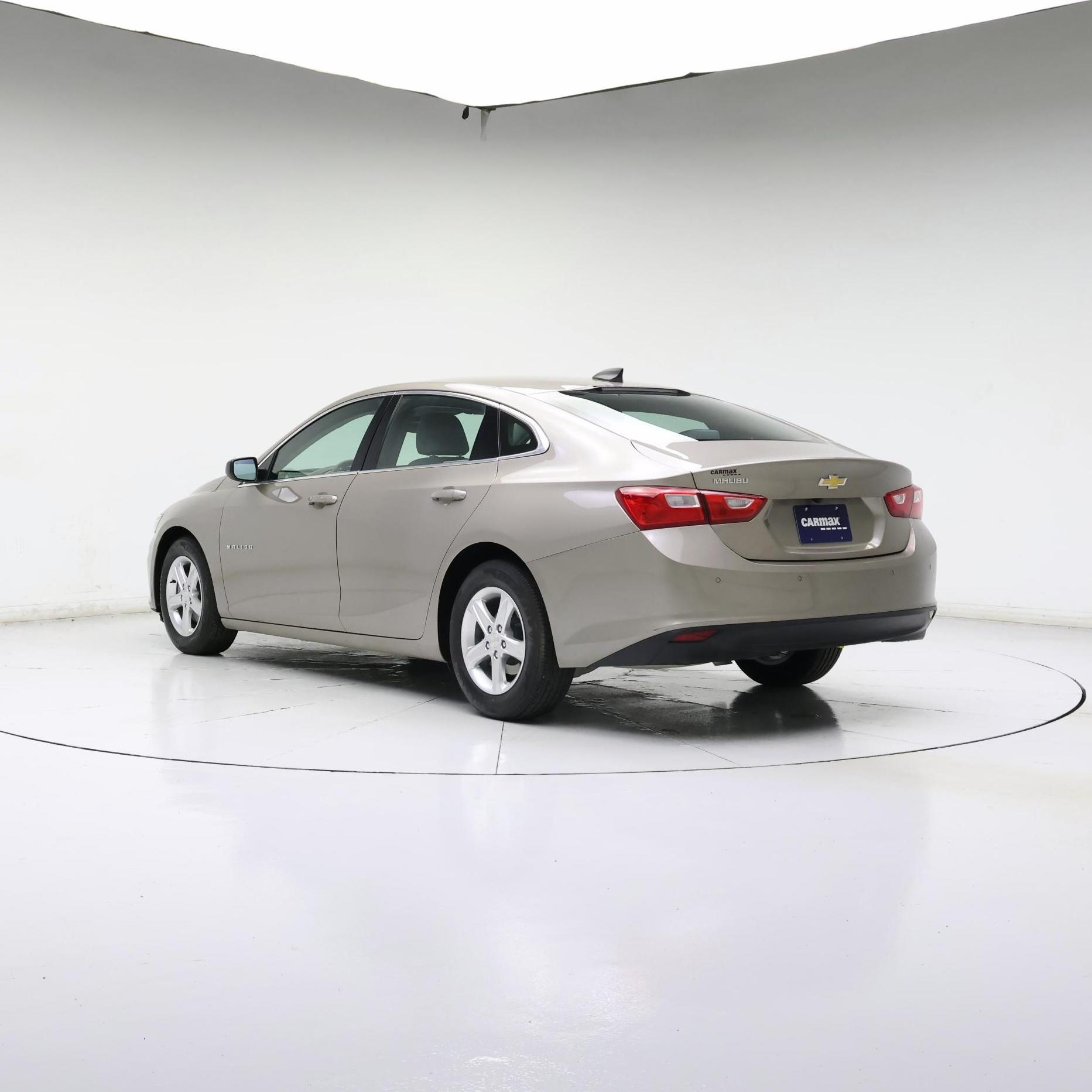 Thumbnail: 2022 Chevrolet Malibu - 2