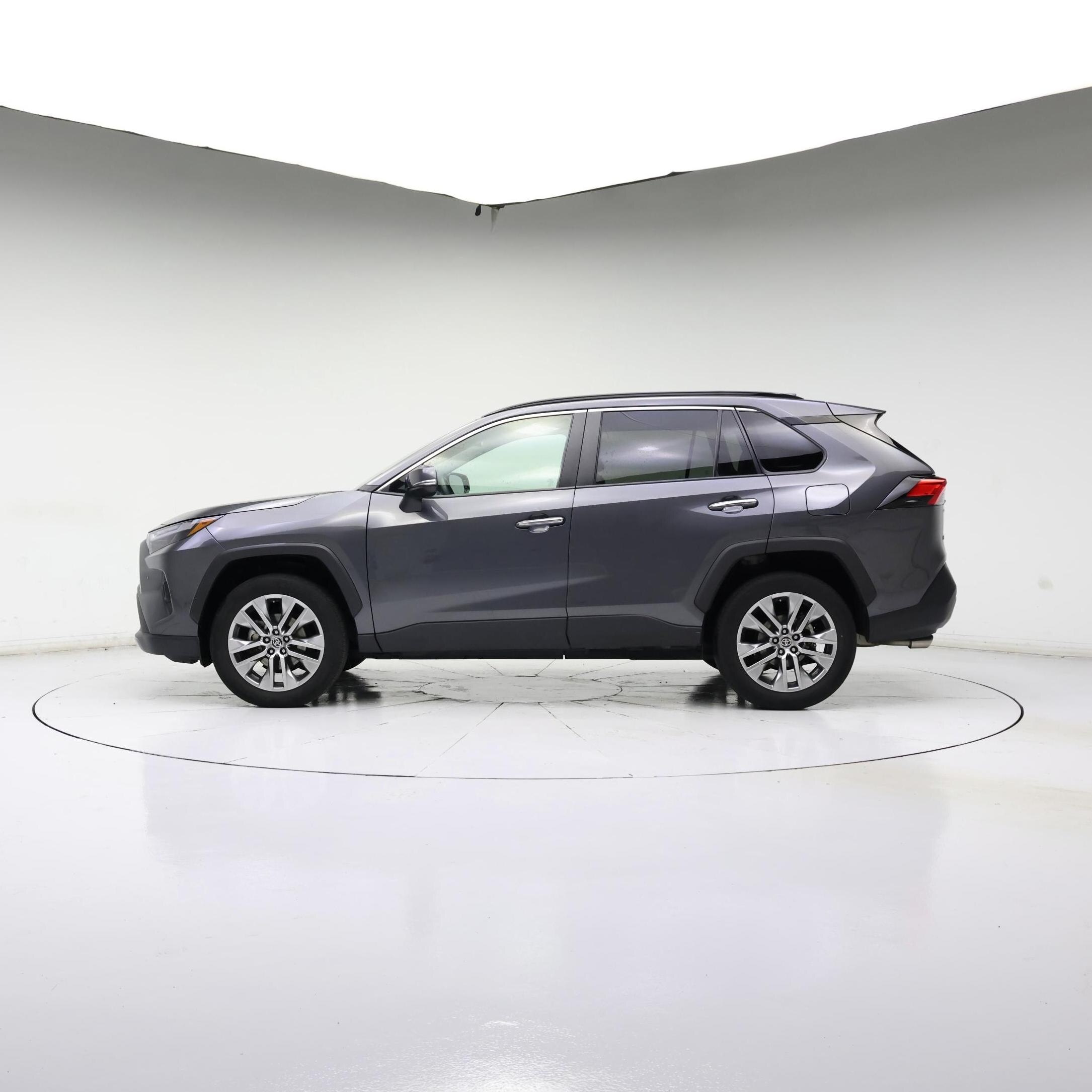 Thumbnail: 2023 Toyota RAV4 - 3