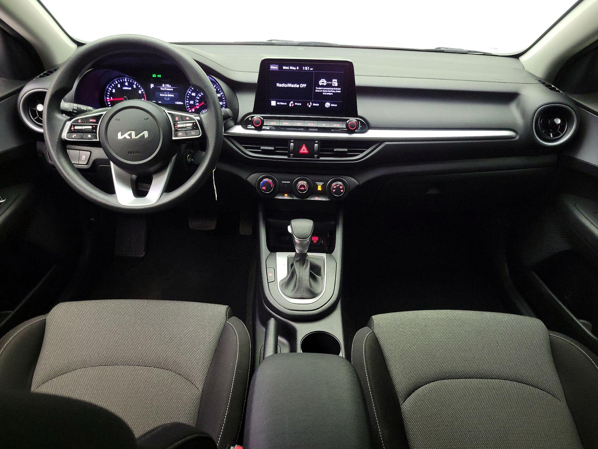 Thumbnail: 2024 Kia Forte - 9