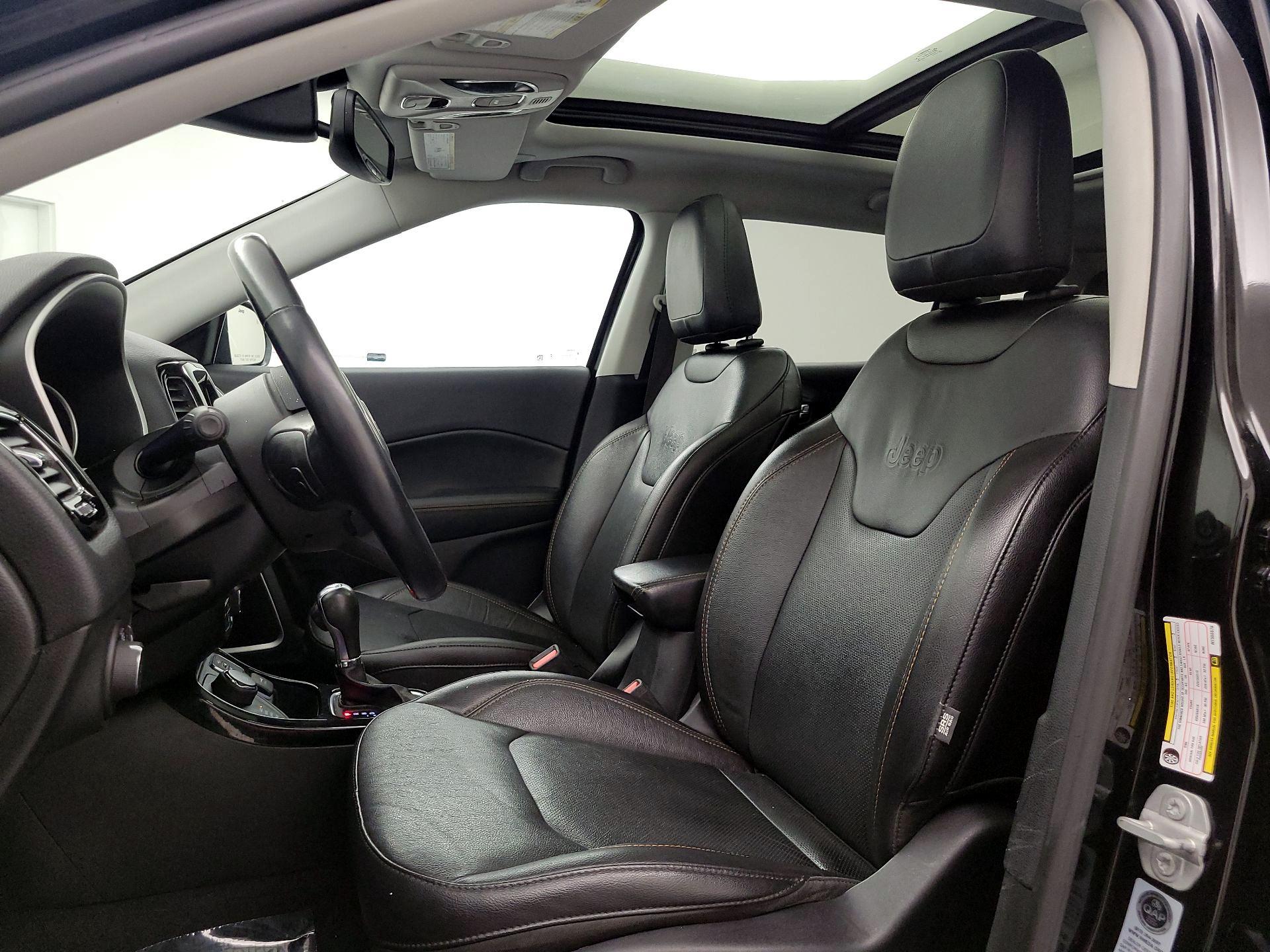 Thumbnail: 2021 Jeep Compass - 11
