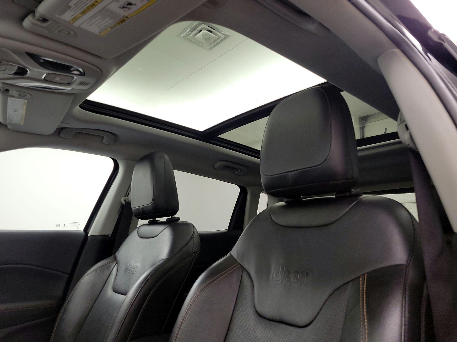 Thumbnail: 2021 Jeep Compass - 19