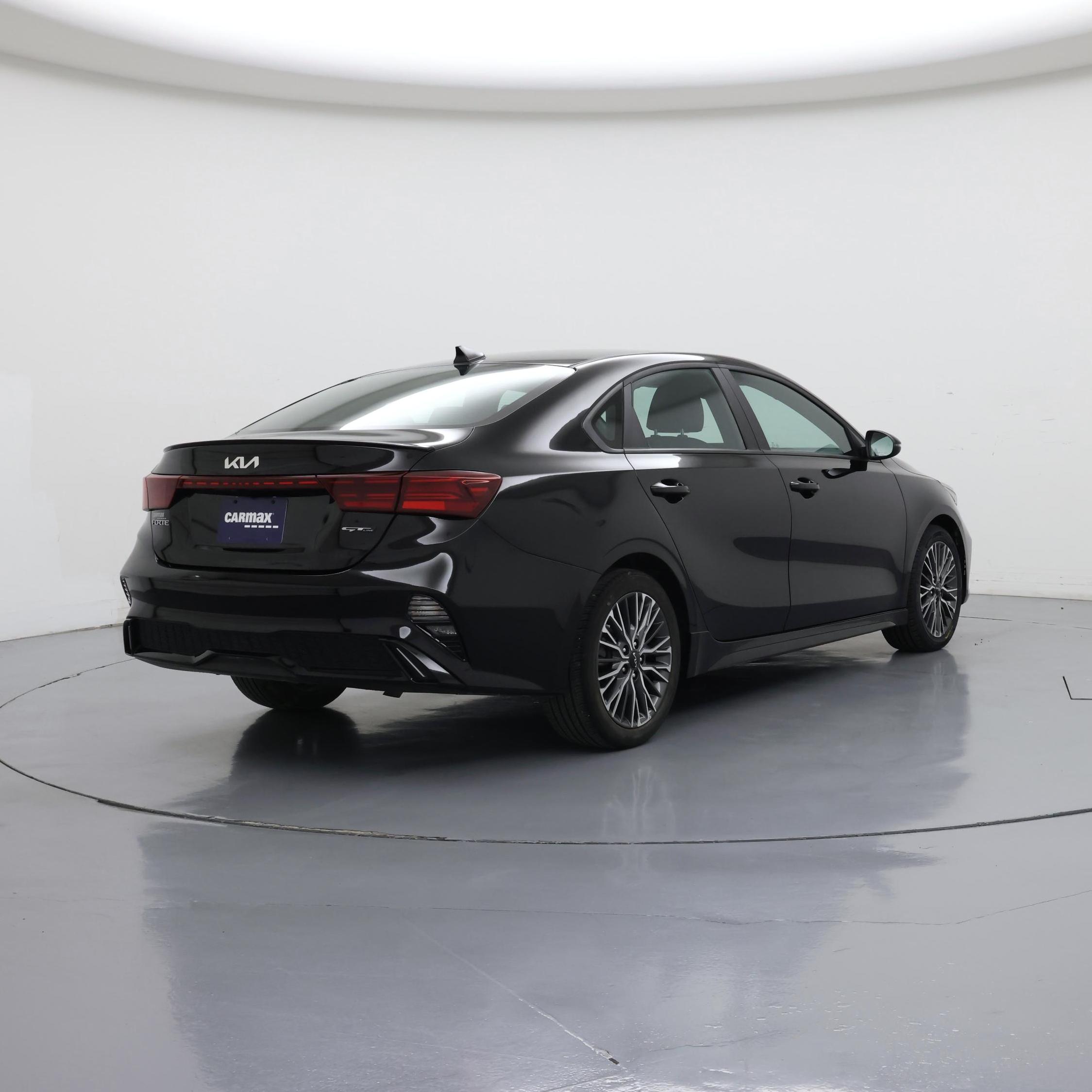 Thumbnail: 2024 Kia Forte - 8