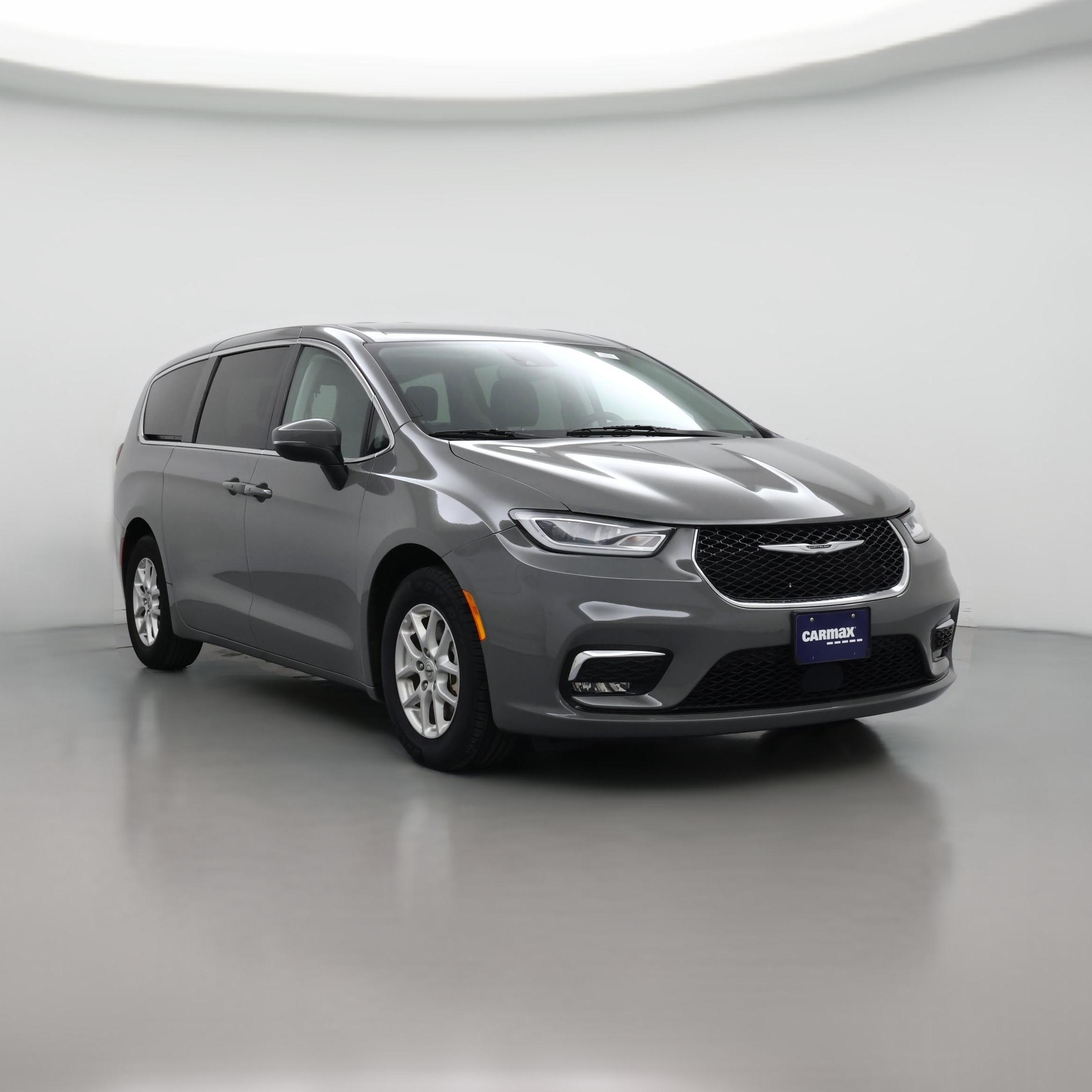 Thumbnail: 2023 Chrysler Pacifica - 1