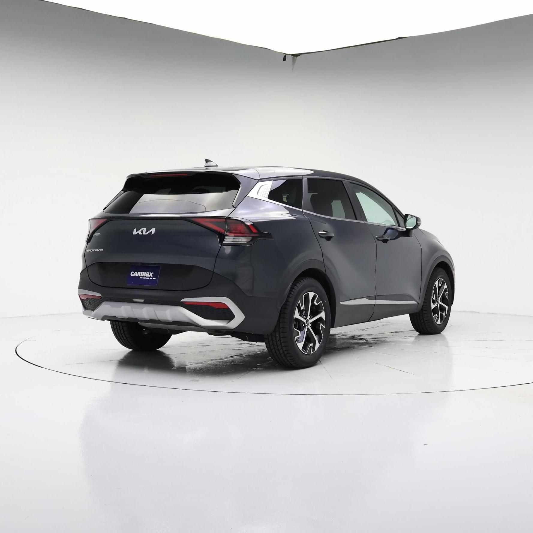 Thumbnail: 2023 Kia Sportage - 8
