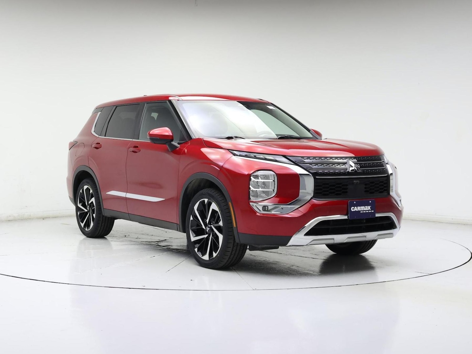 2023 Mitsubishi Outlander SE - Photo 2