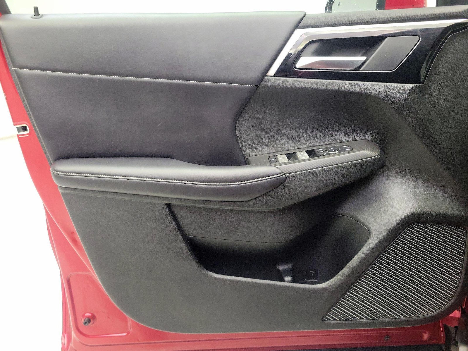 2023 Mitsubishi Outlander SE - Photo 13