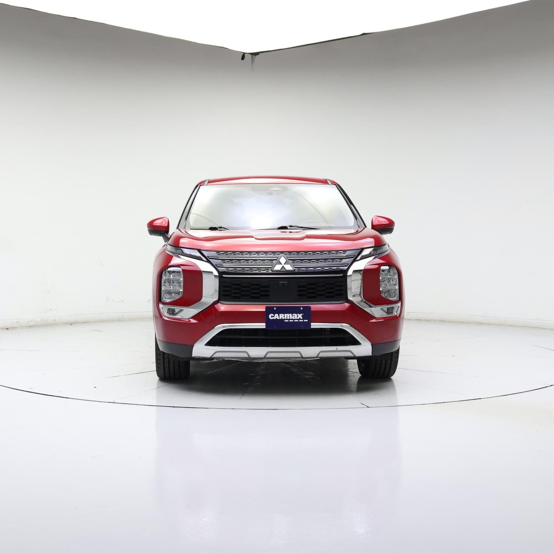 Thumbnail: 2023 Mitsubishi Outlander - 5
