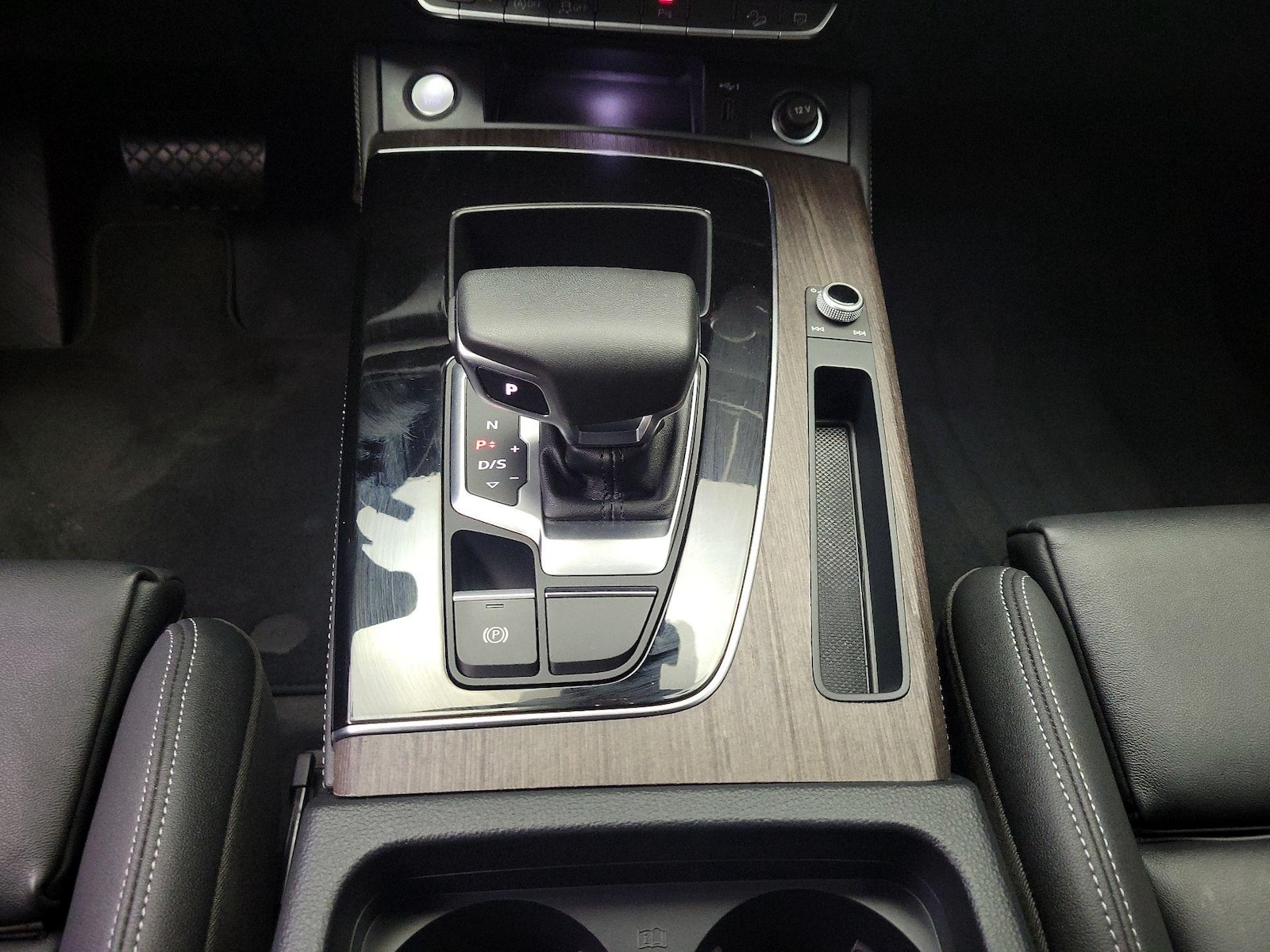2024 Audi Q5 Premium Plus - Photo 18