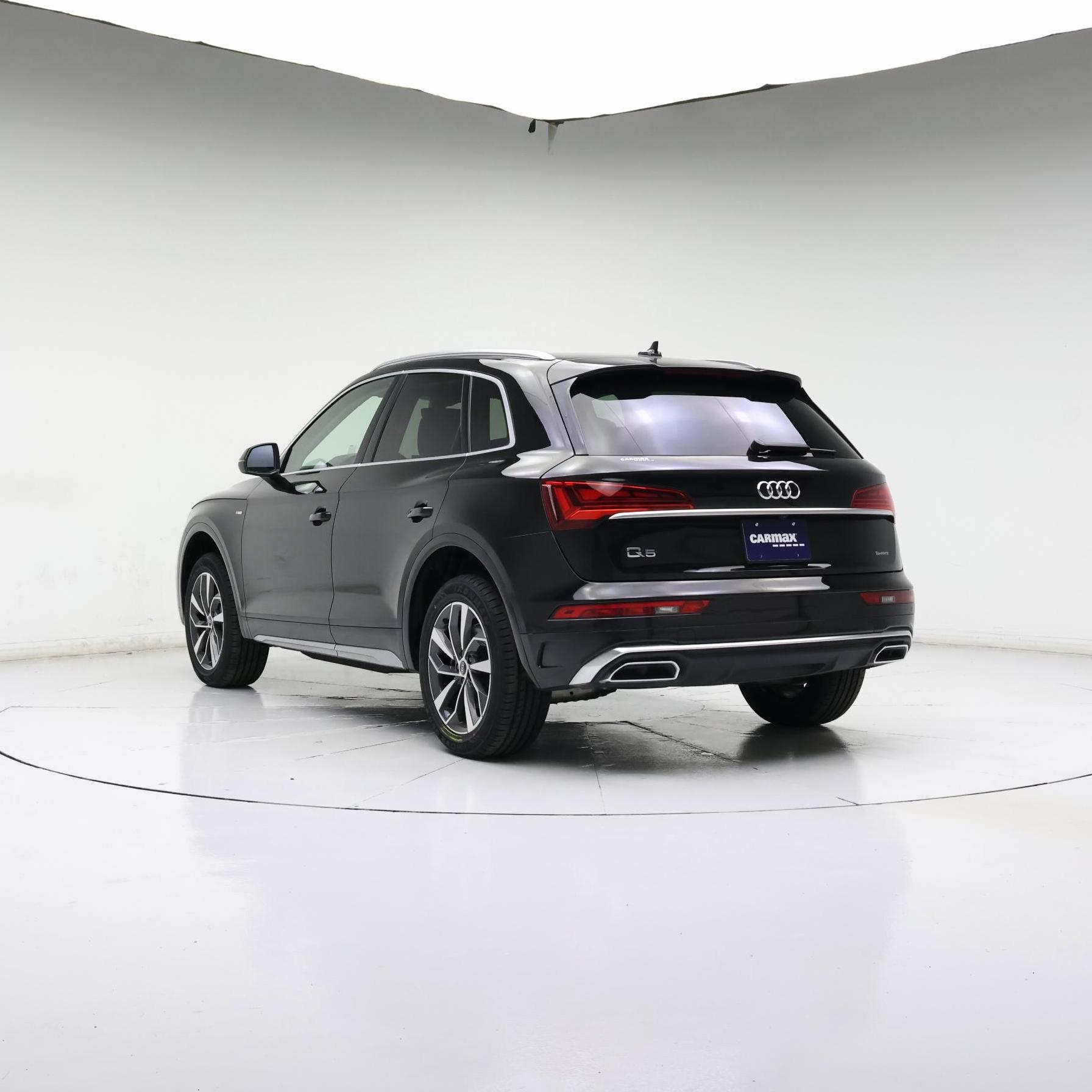 Thumbnail: 2024 Audi Q5 - 2