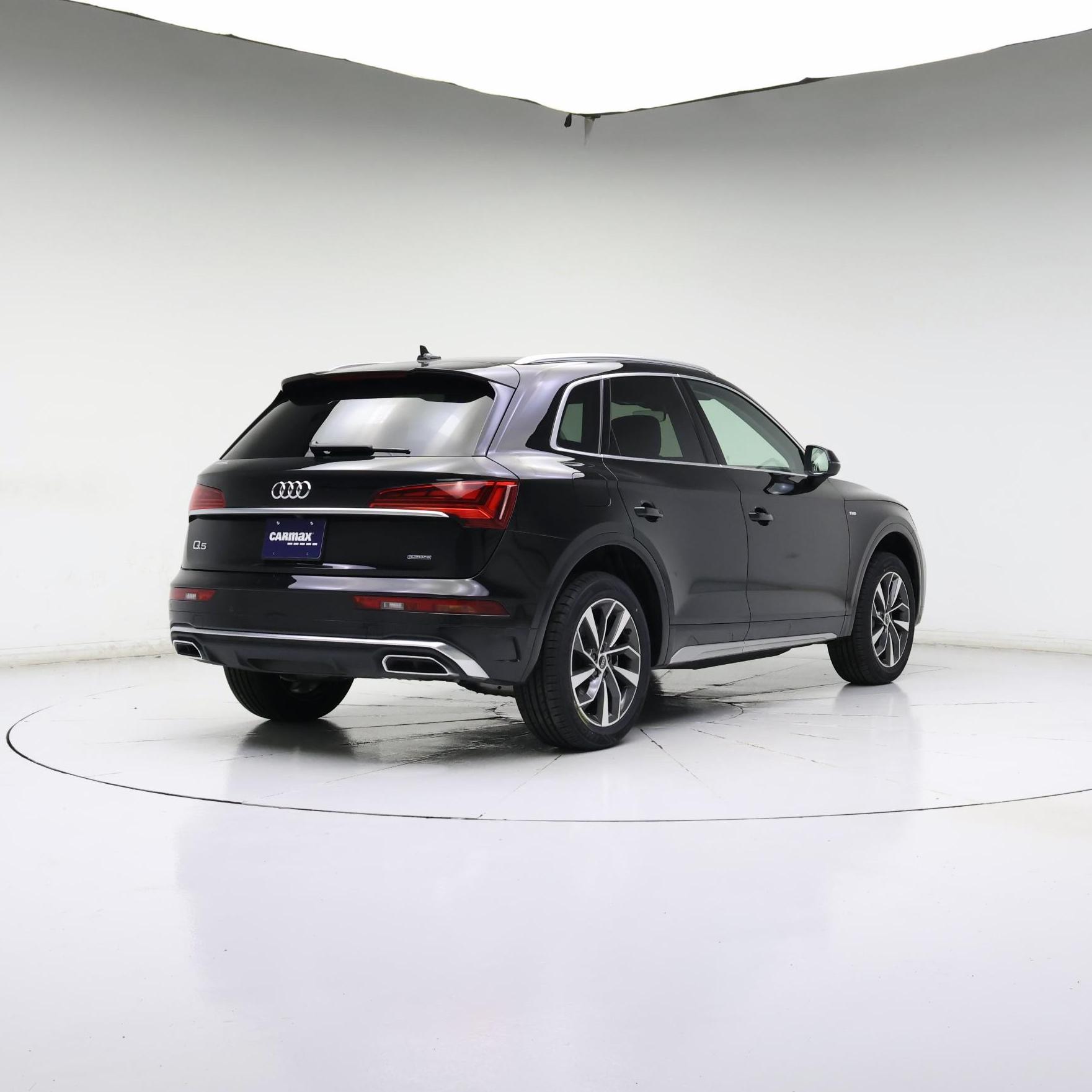 Thumbnail: 2024 Audi Q5 - 8