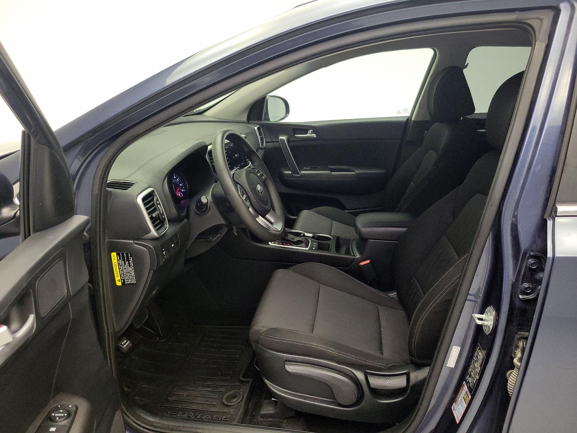 Thumbnail: 2020 Kia Sportage - 11