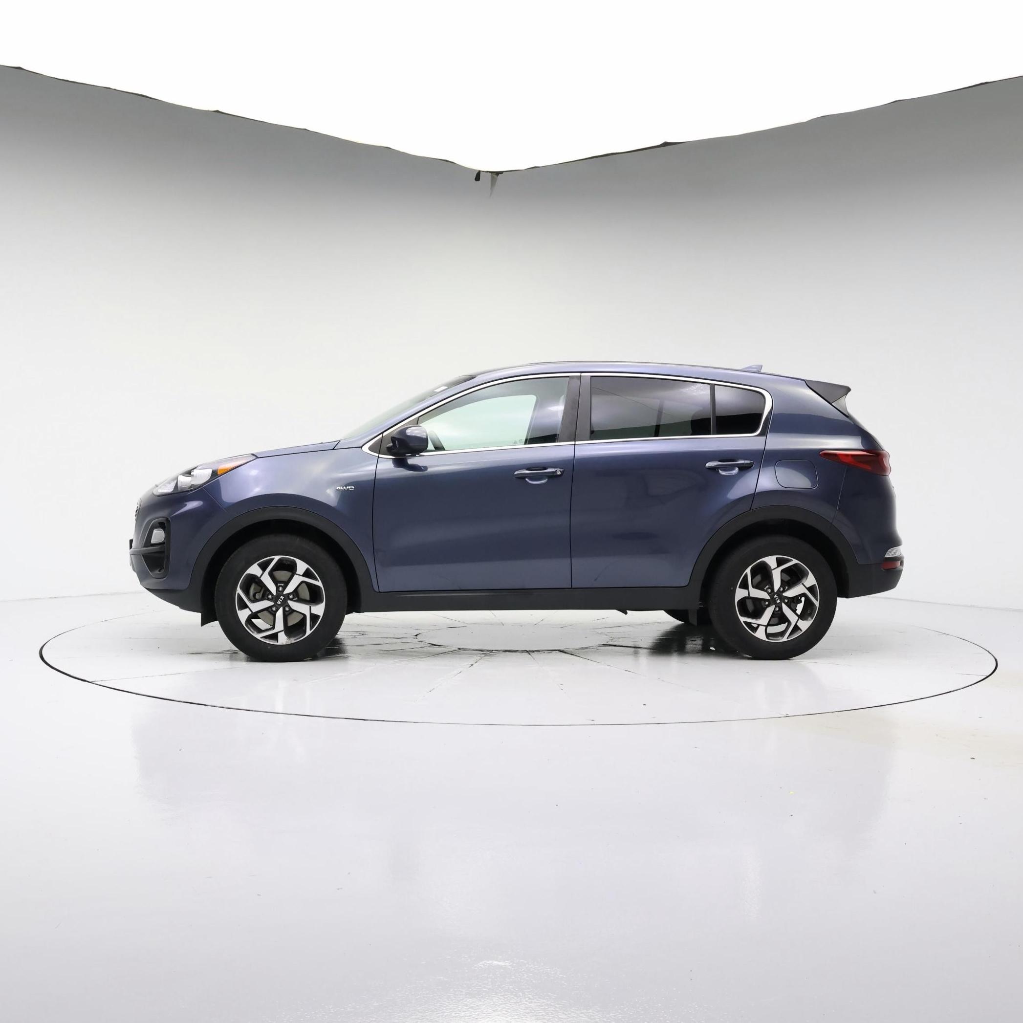 Thumbnail: 2020 Kia Sportage - 3