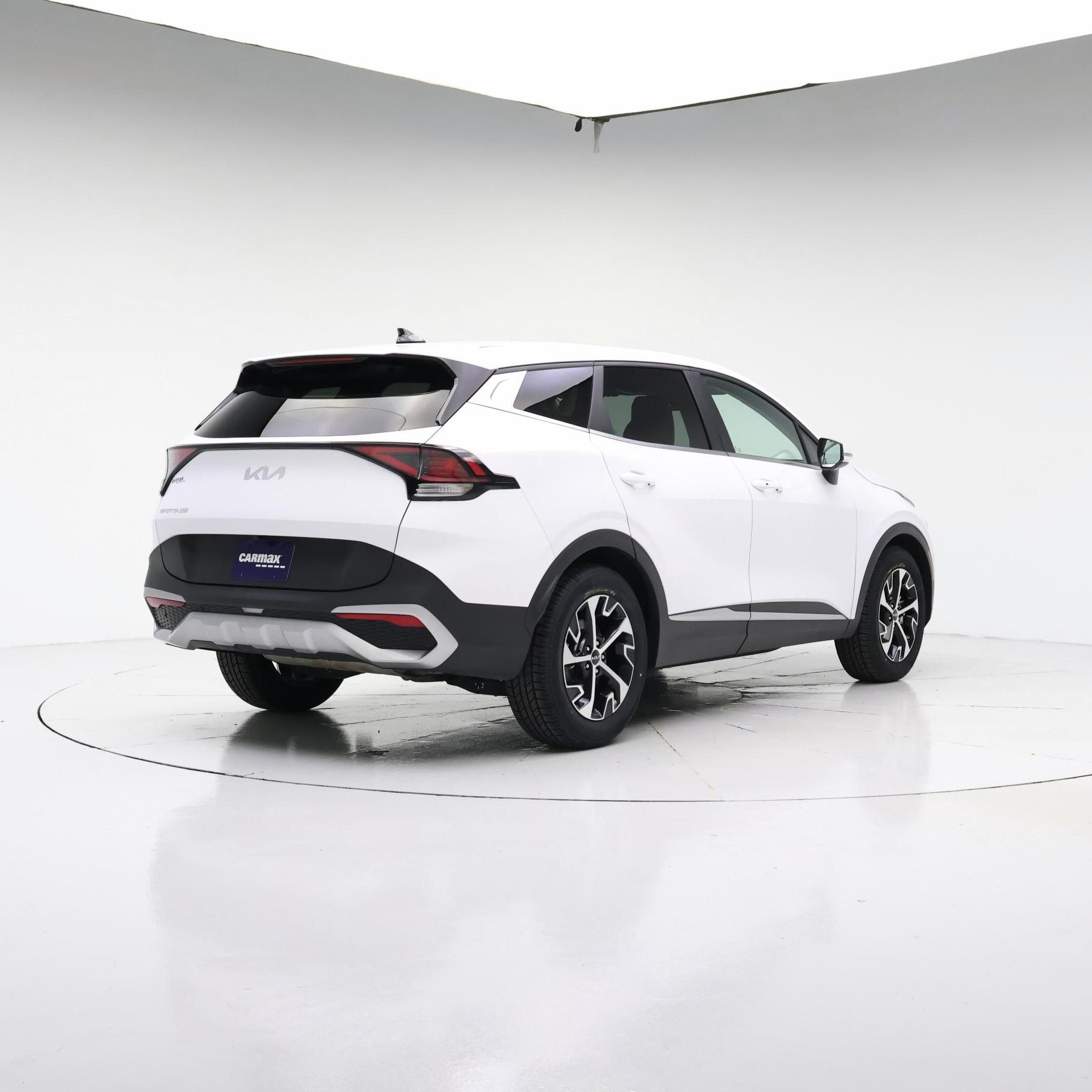 Thumbnail: 2023 Kia Sportage - 8