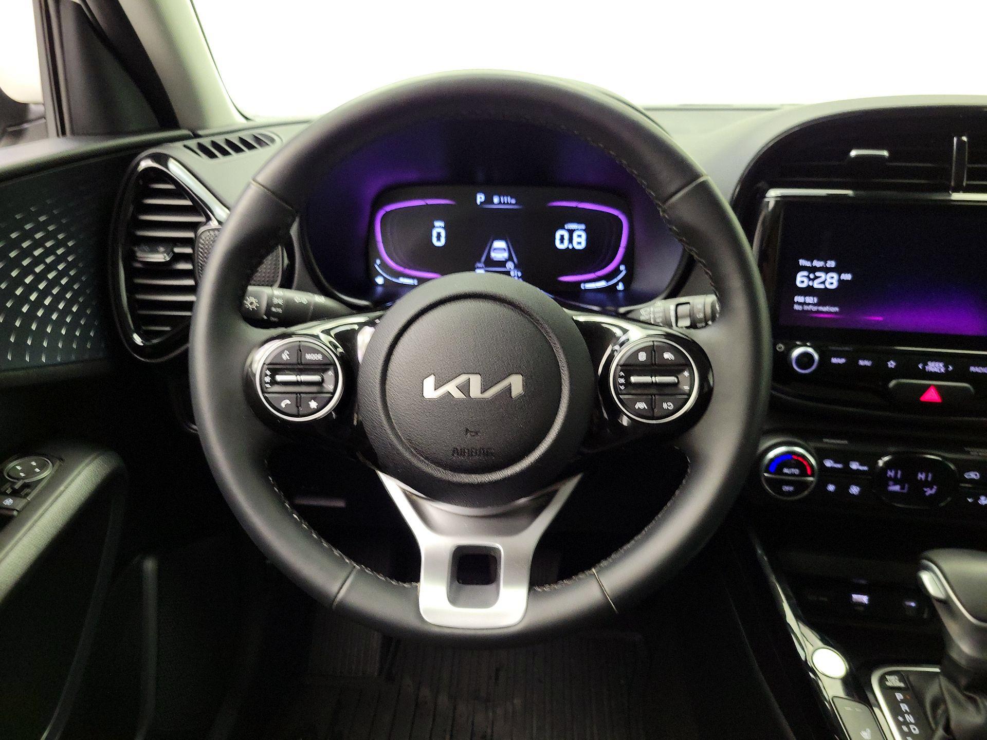 Thumbnail: 2023 Kia Soul - 10