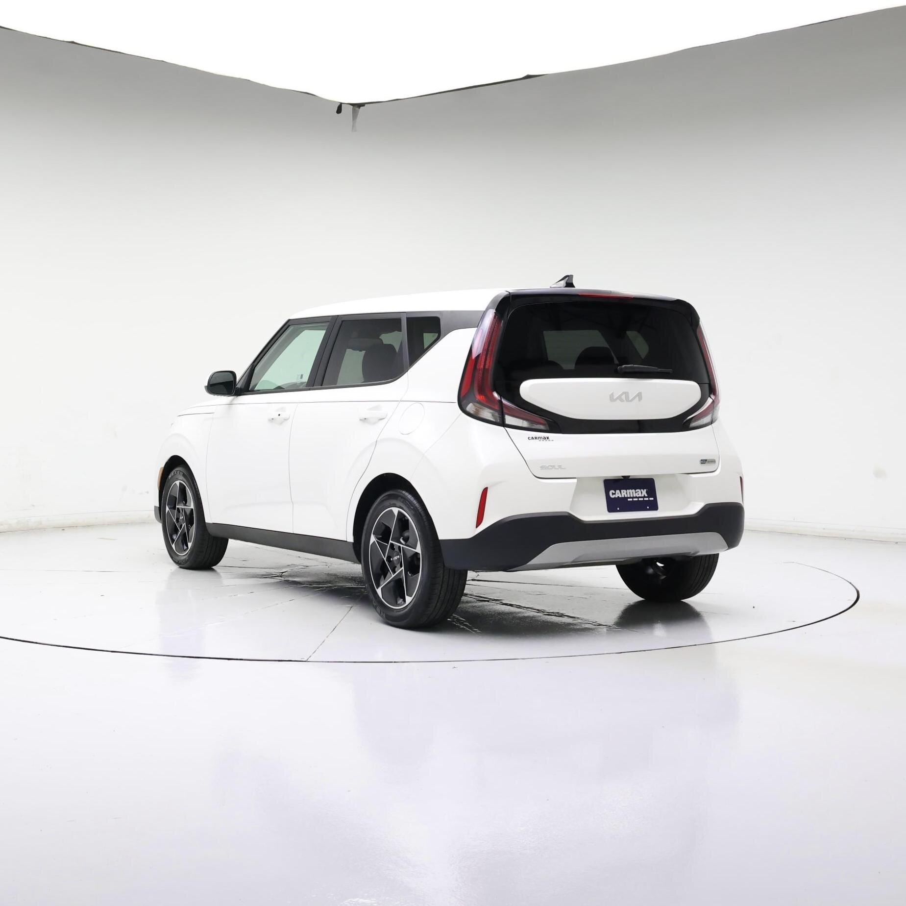 Thumbnail: 2023 Kia Soul - 2